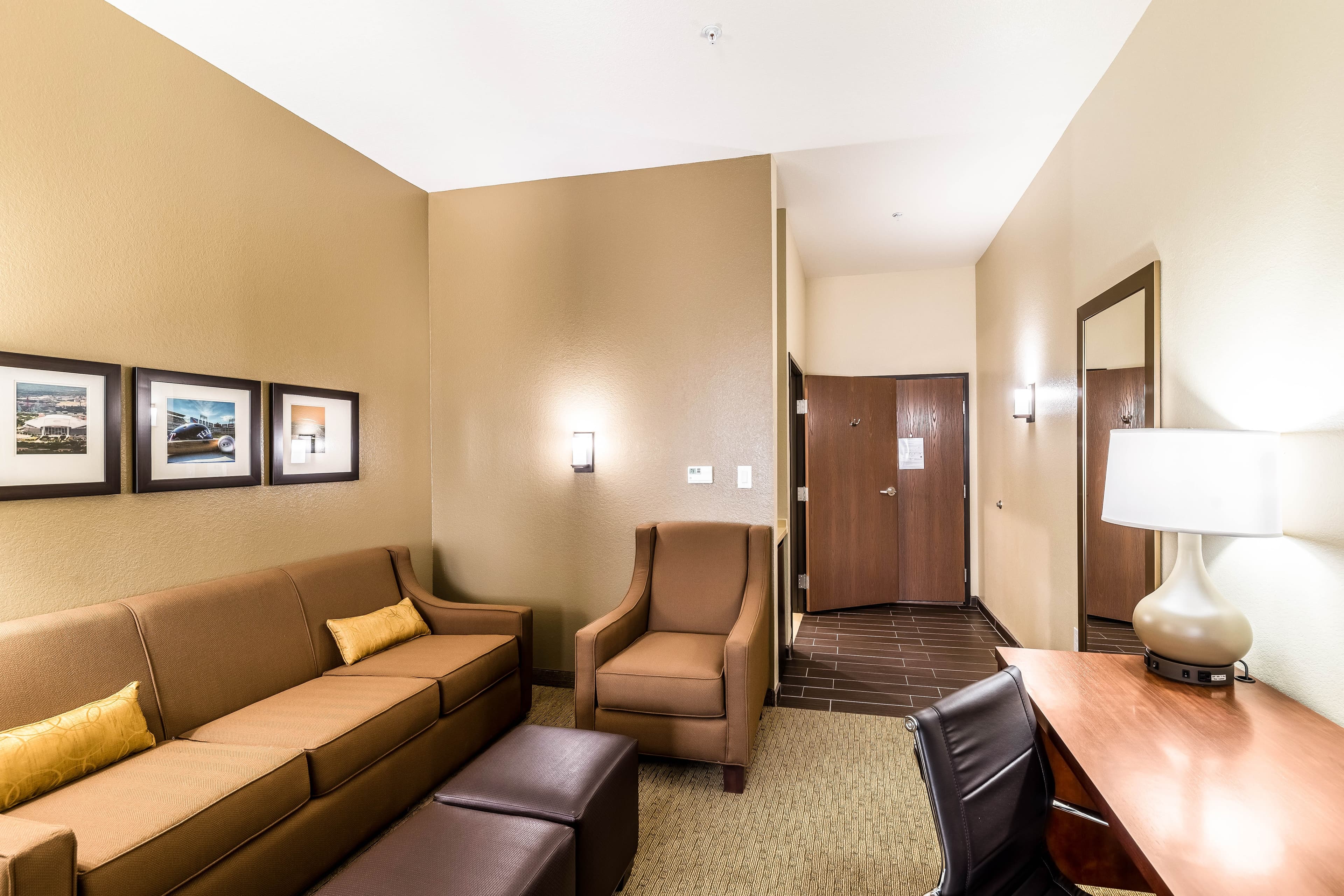 Comfort Suites Grand Prairie - Arlington North — 13