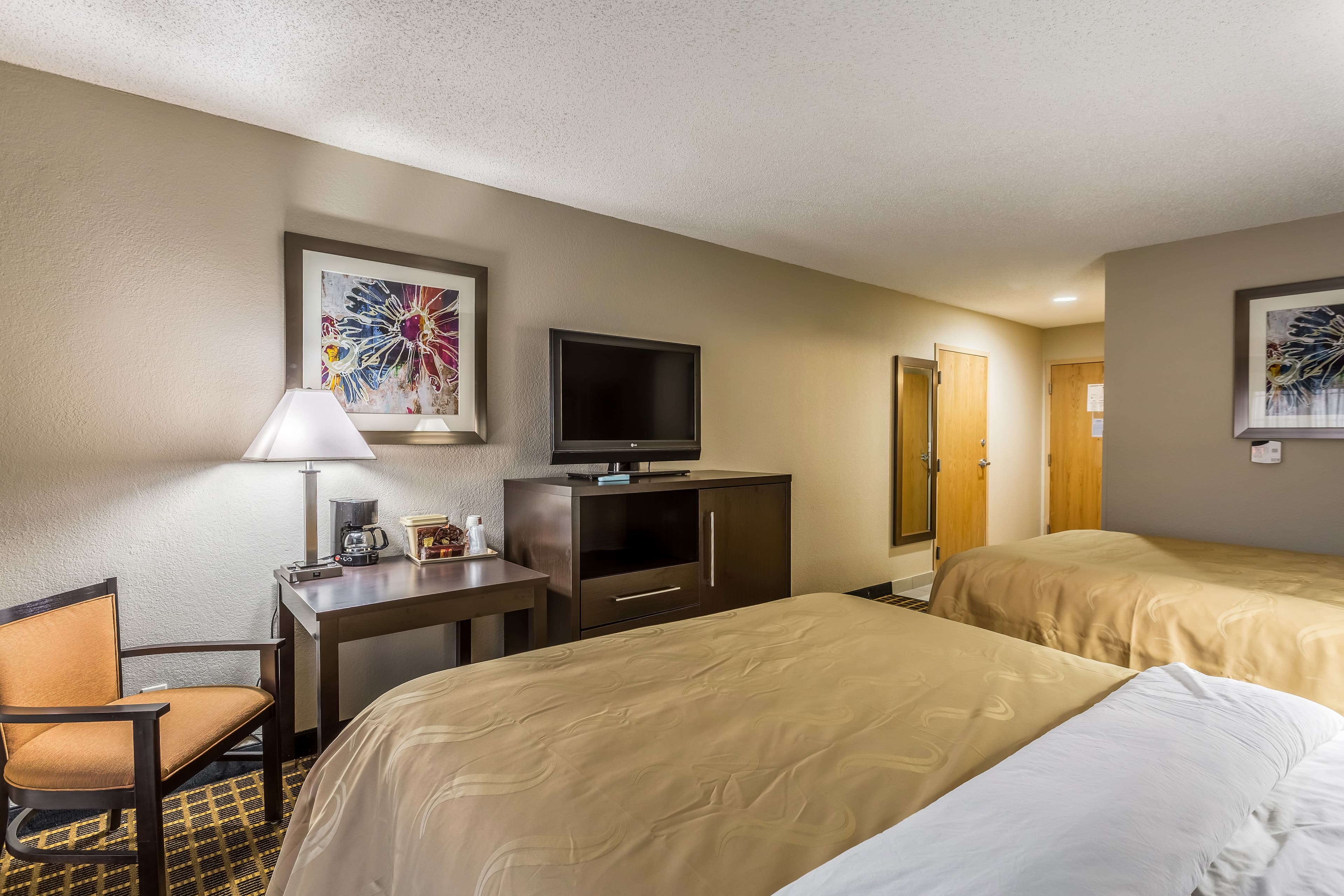 Quality Inn & Suites El Paso I-10 — 8