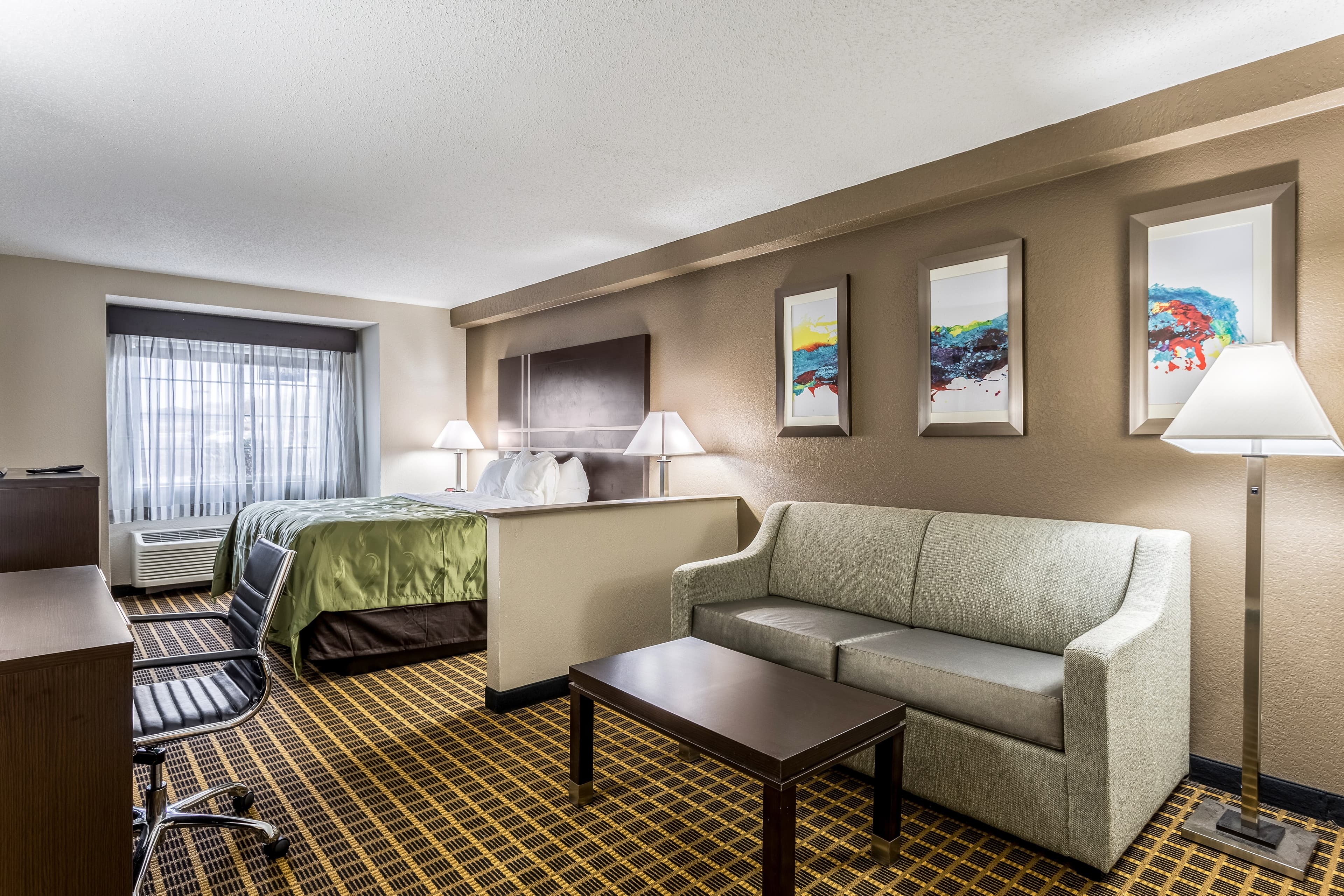 Quality Inn & Suites El Paso I-10 — 23