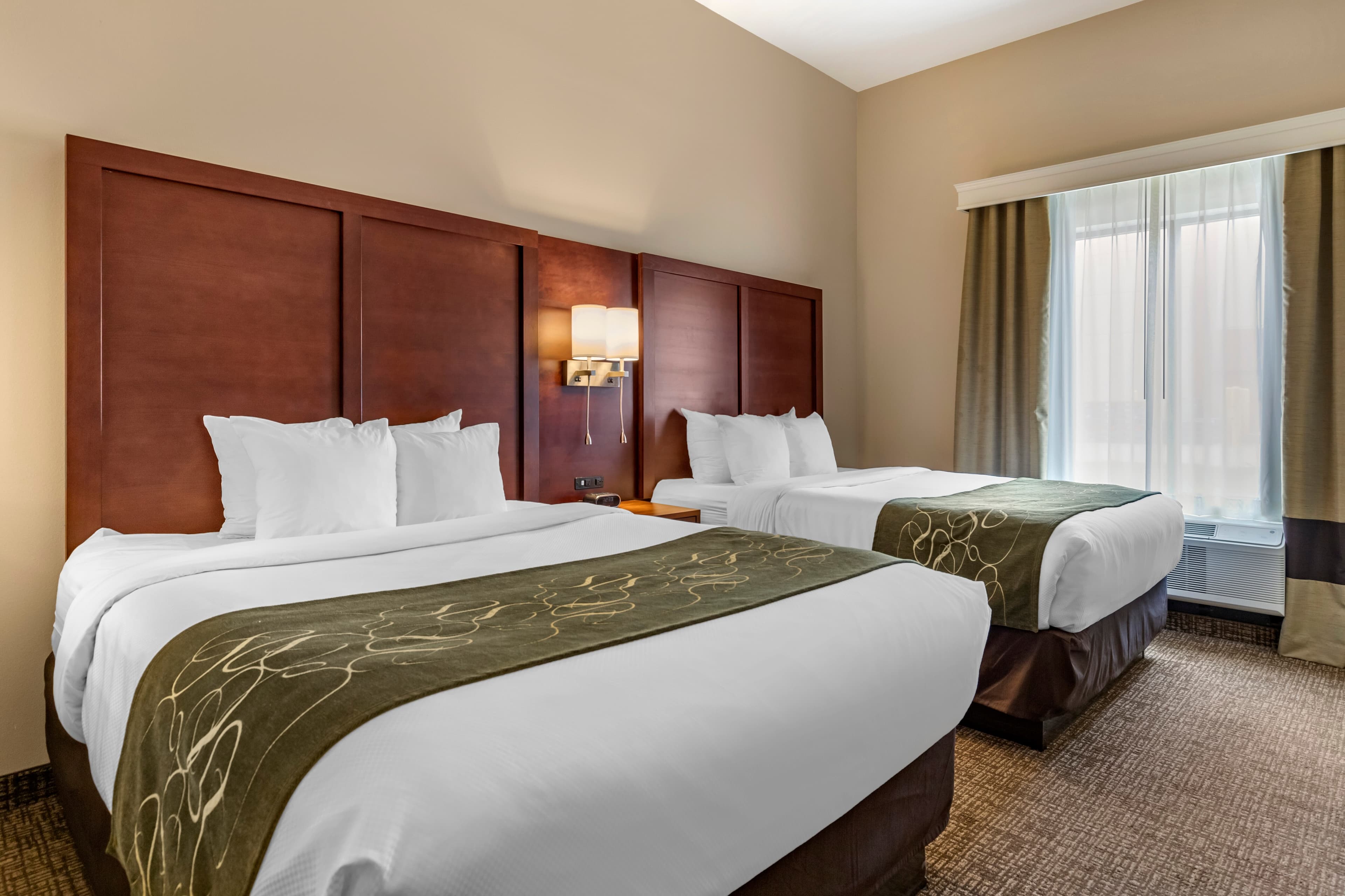 Comfort Suites Kyle — 6