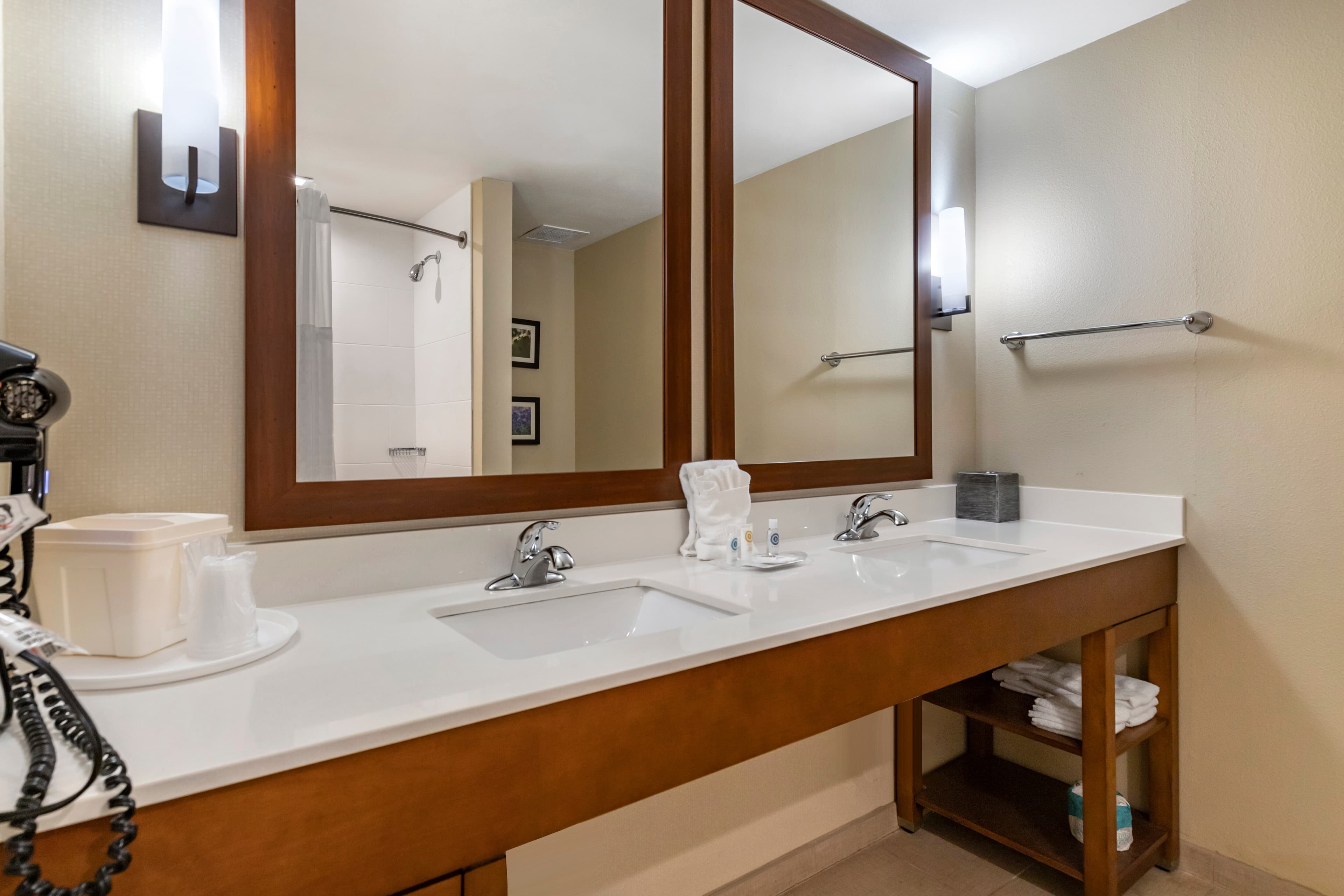 Comfort Suites Kyle — 21