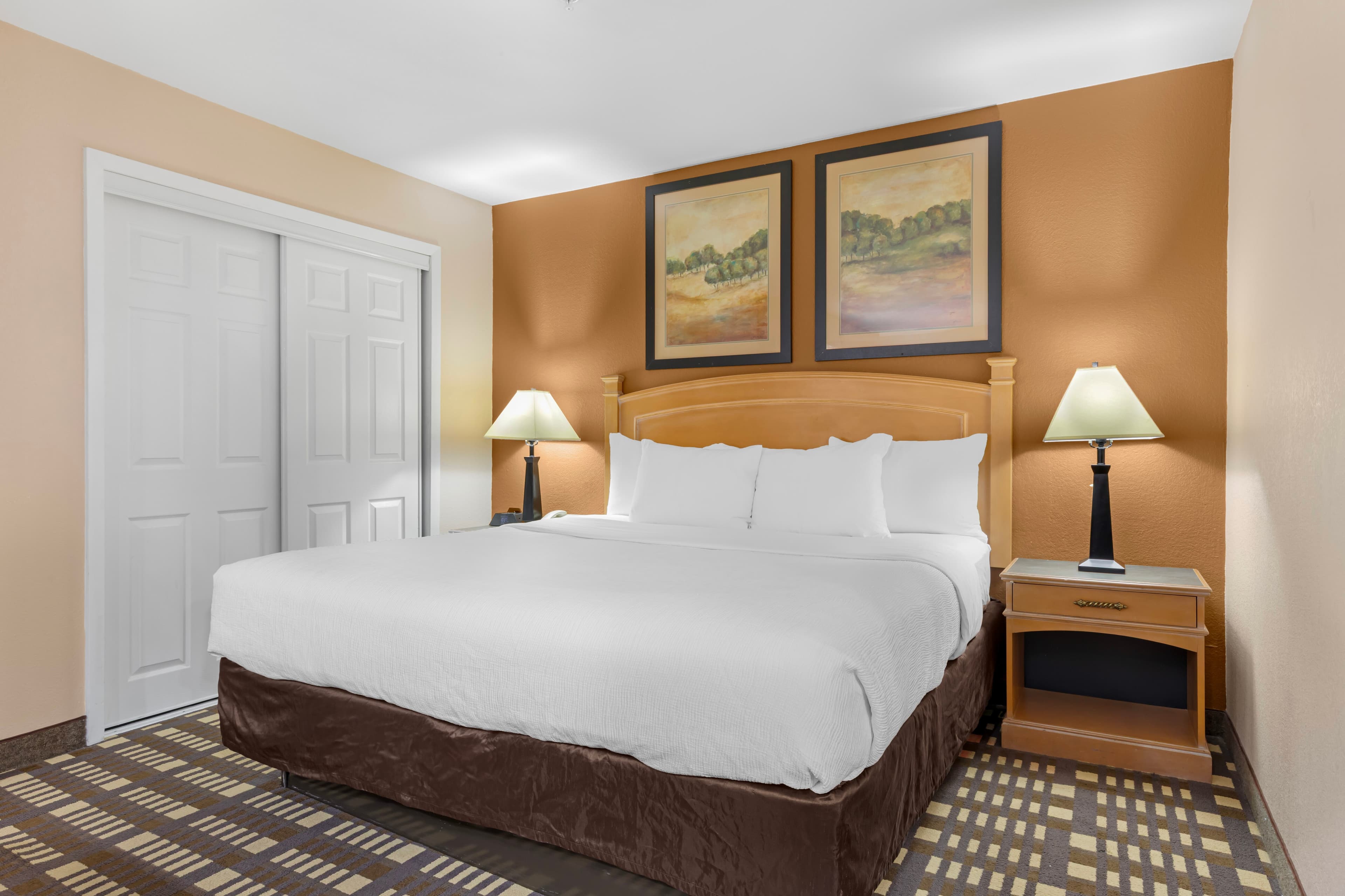 Quality Inn & Suites Plano East - Richardson — 17