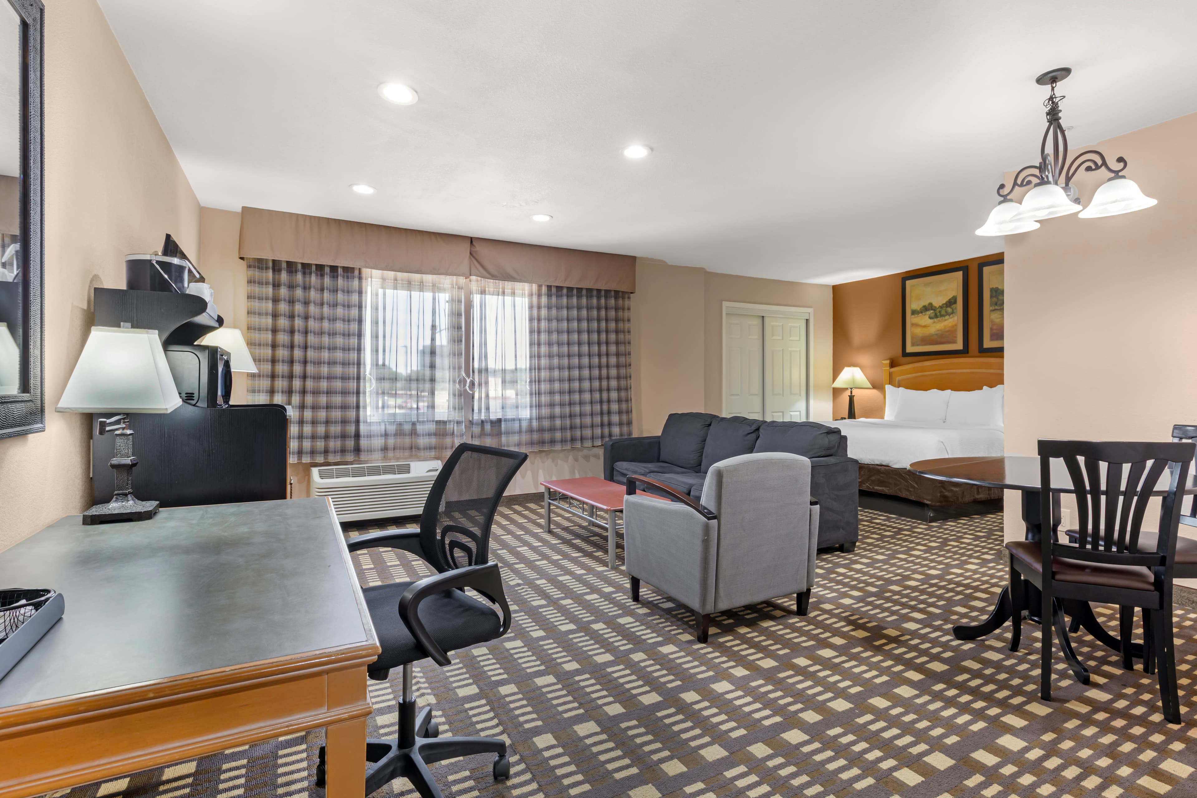 Quality Inn & Suites Plano East - Richardson — 19