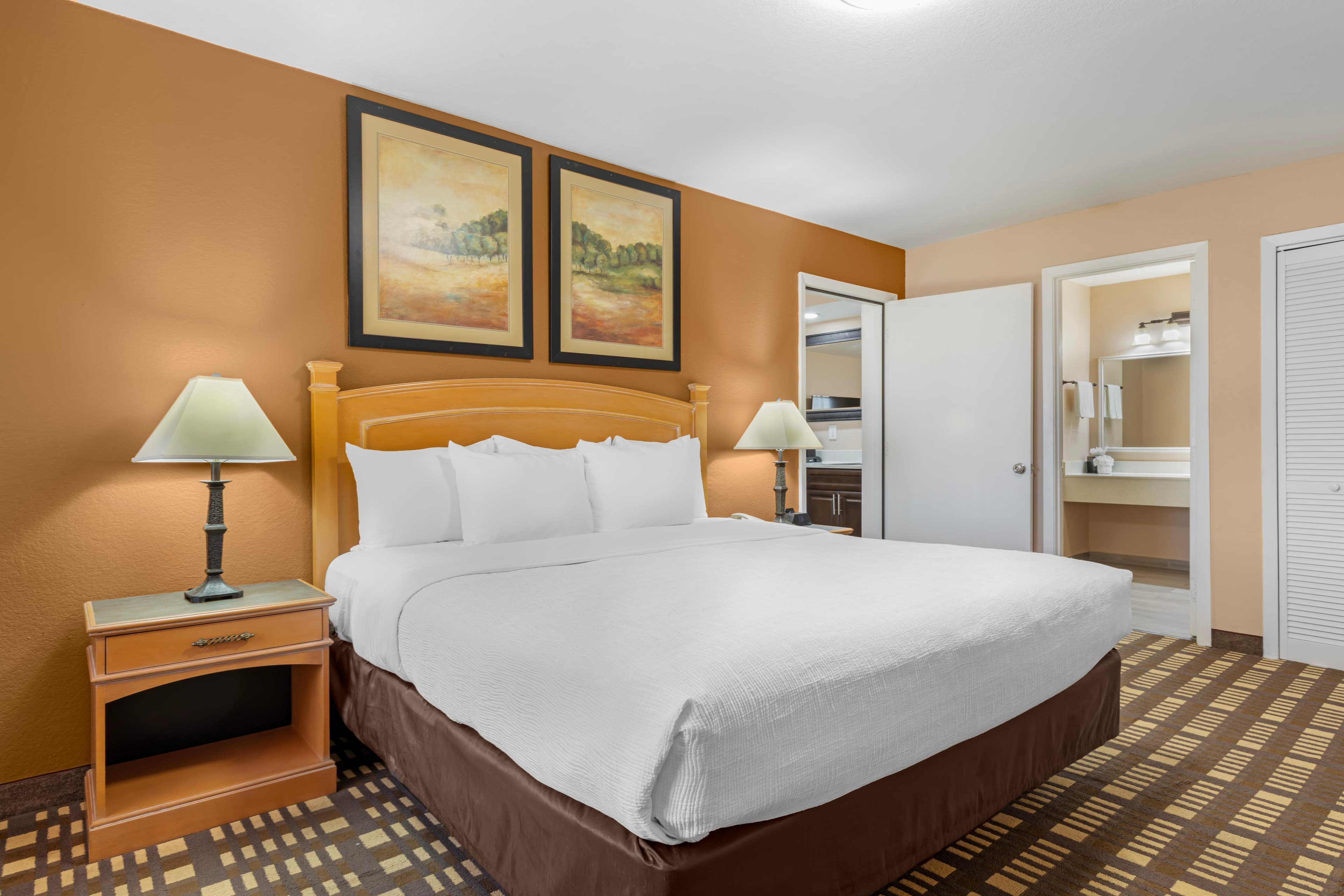 Quality Inn & Suites Plano East - Richardson — 21