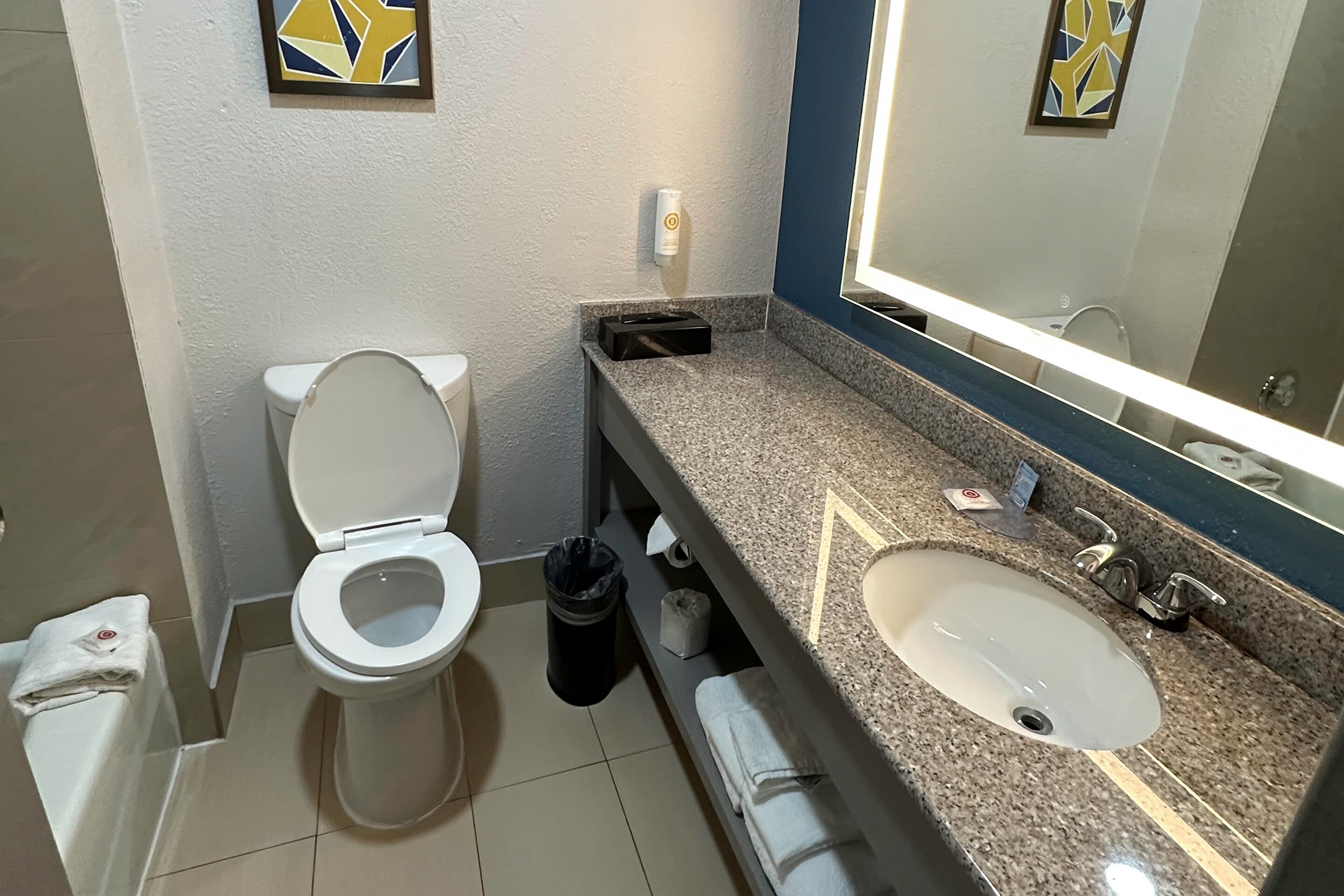 Comfort Inn Dallas Park Central — 15