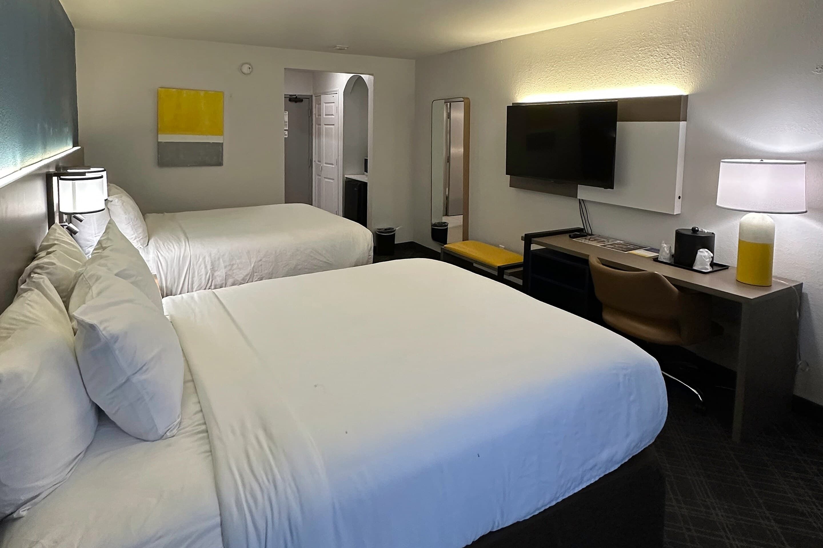 Comfort Inn Dallas Park Central — 8