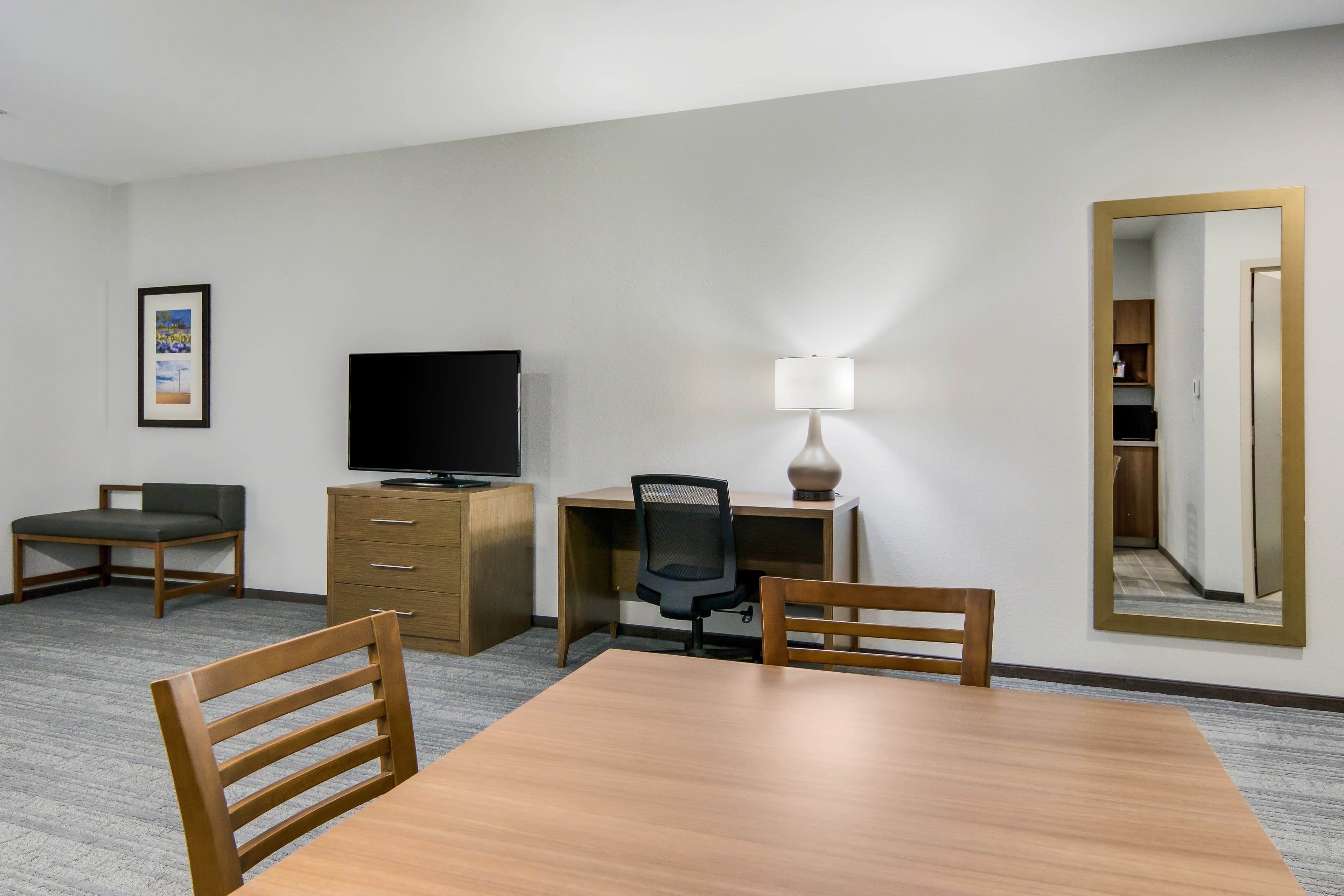 Comfort Suites DeSoto Dallas South — 7
