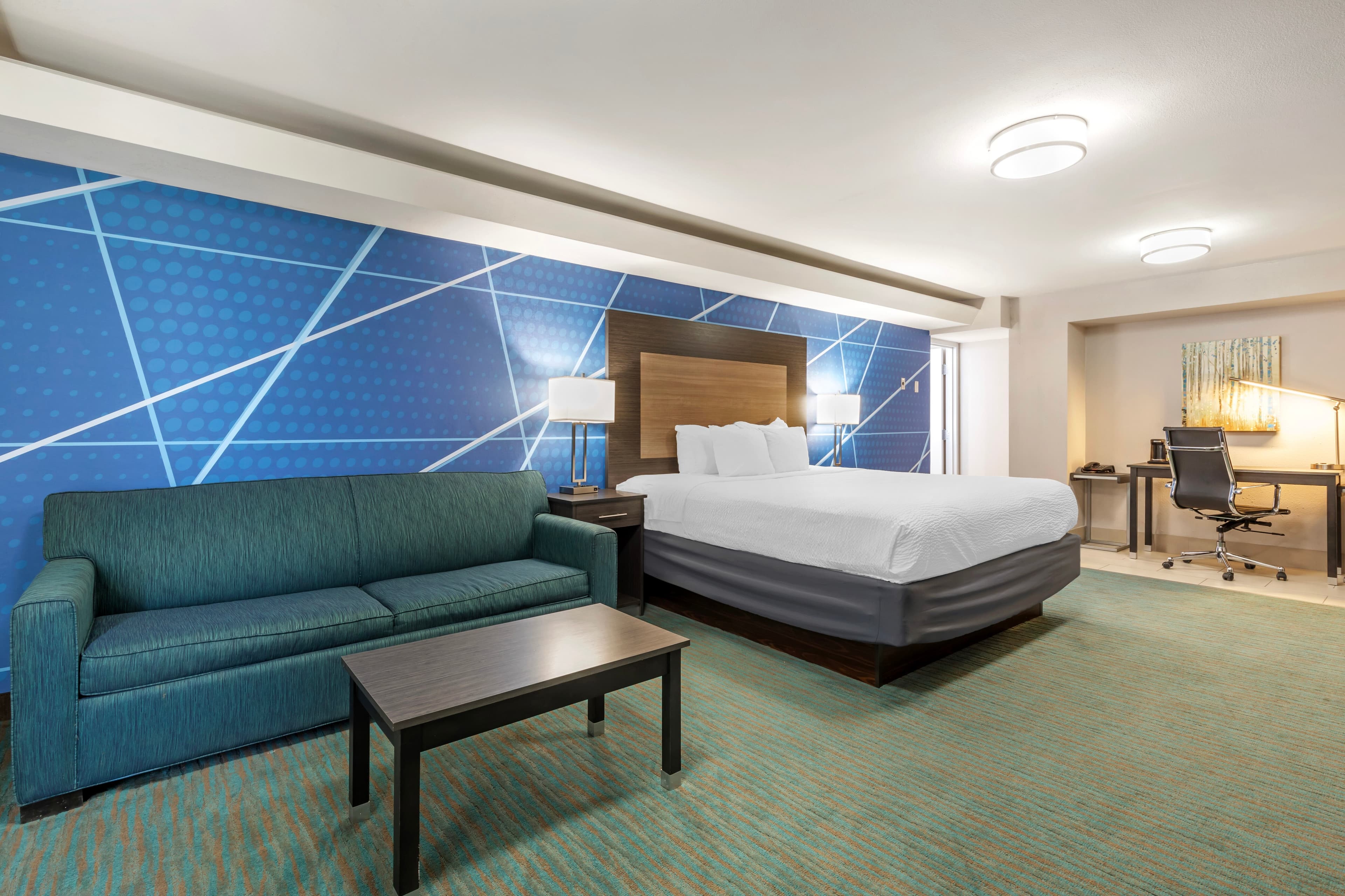 Comfort Inn Dallas North Love Field Airport — 16