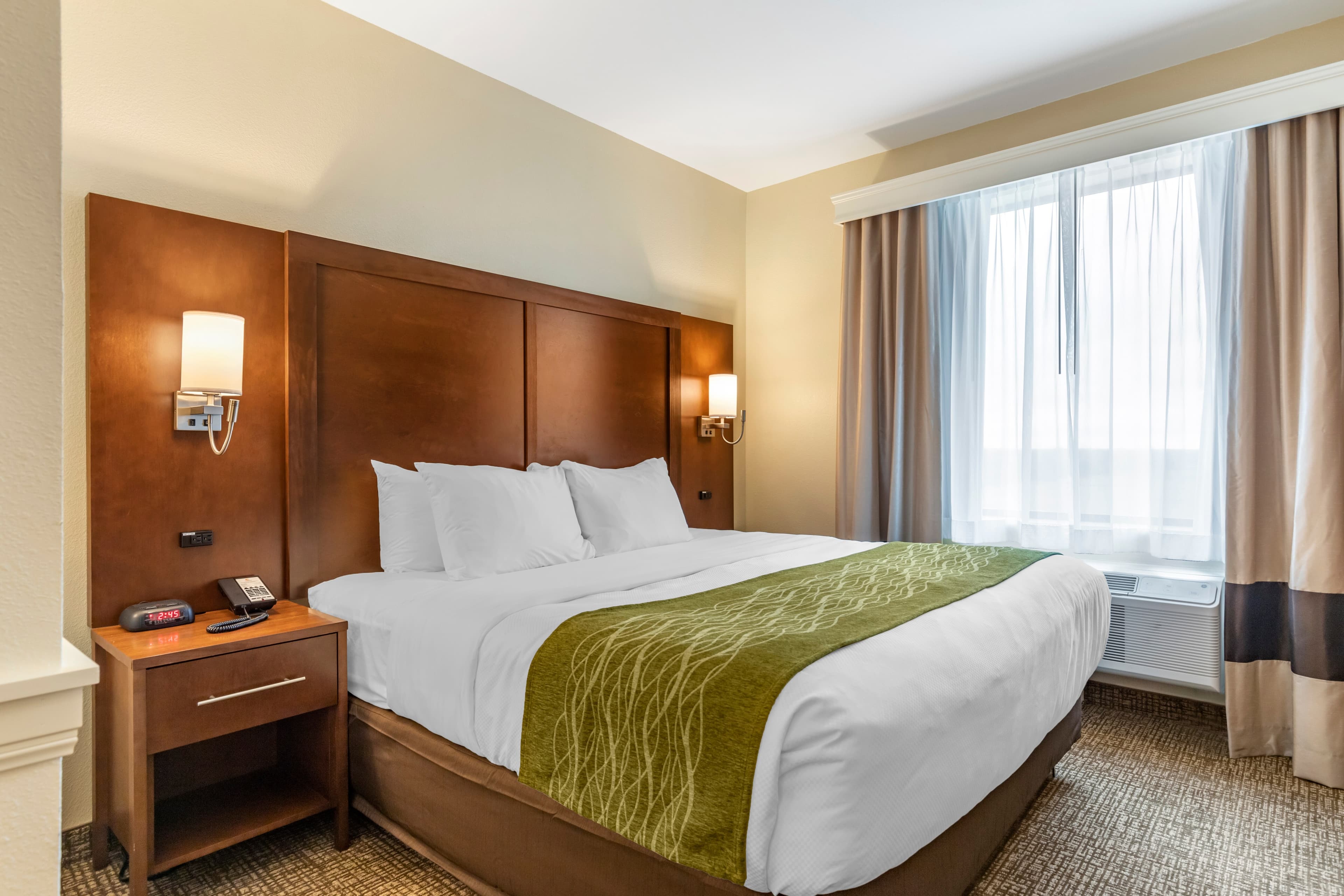 Comfort Suites San Antonio Ft. Sam Houston/SAMMC Area — 10
