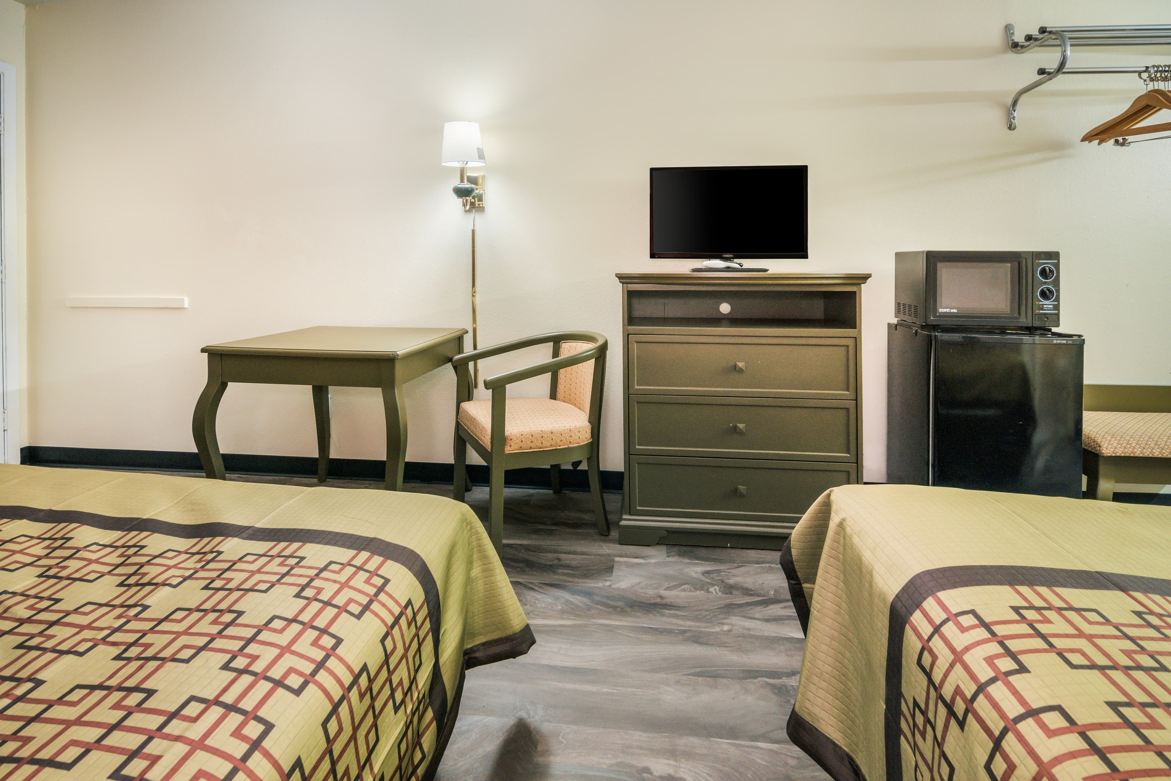 Rodeway Inn Ranger I-20 — 10