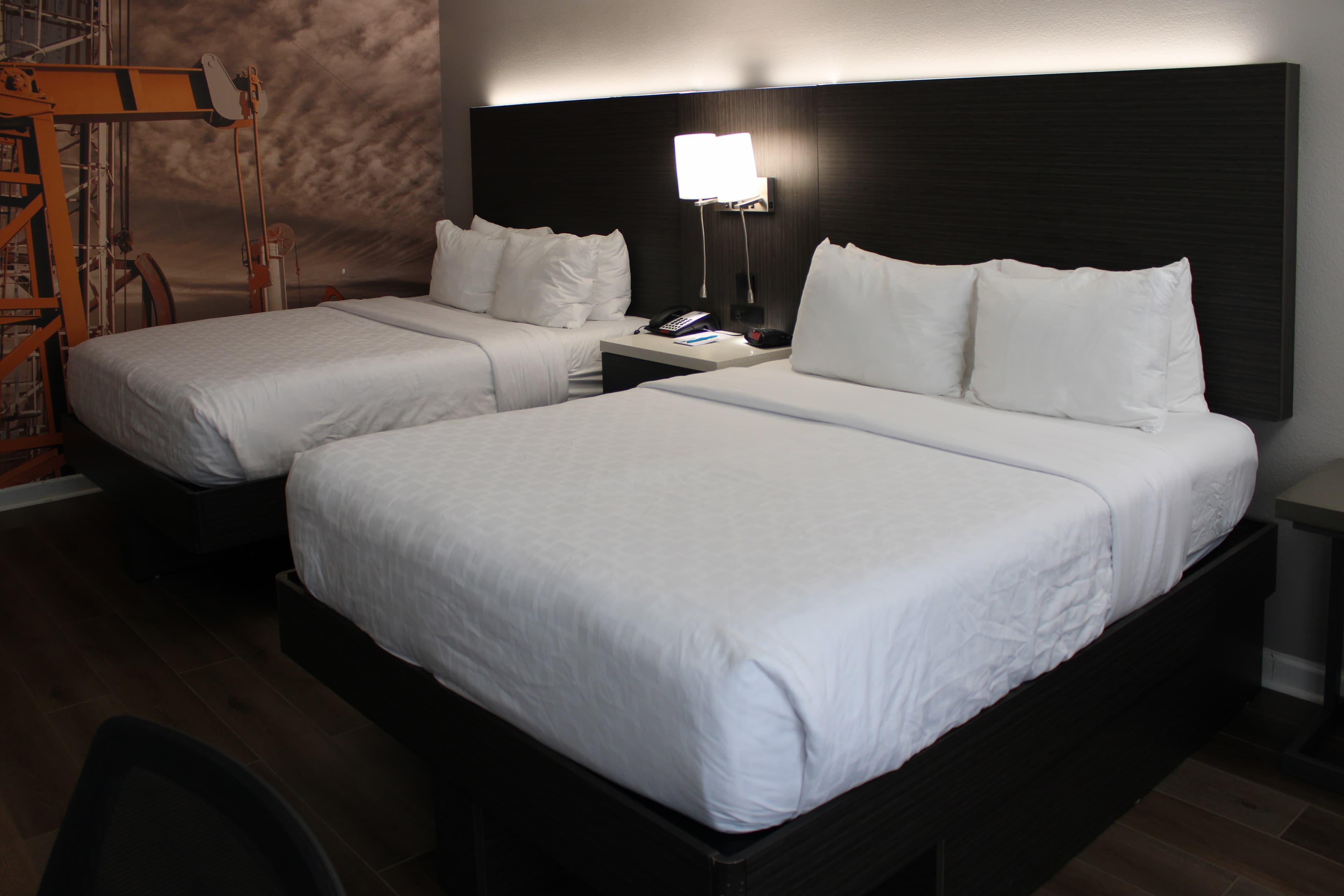 Clarion Pointe Marshall - Image 5
