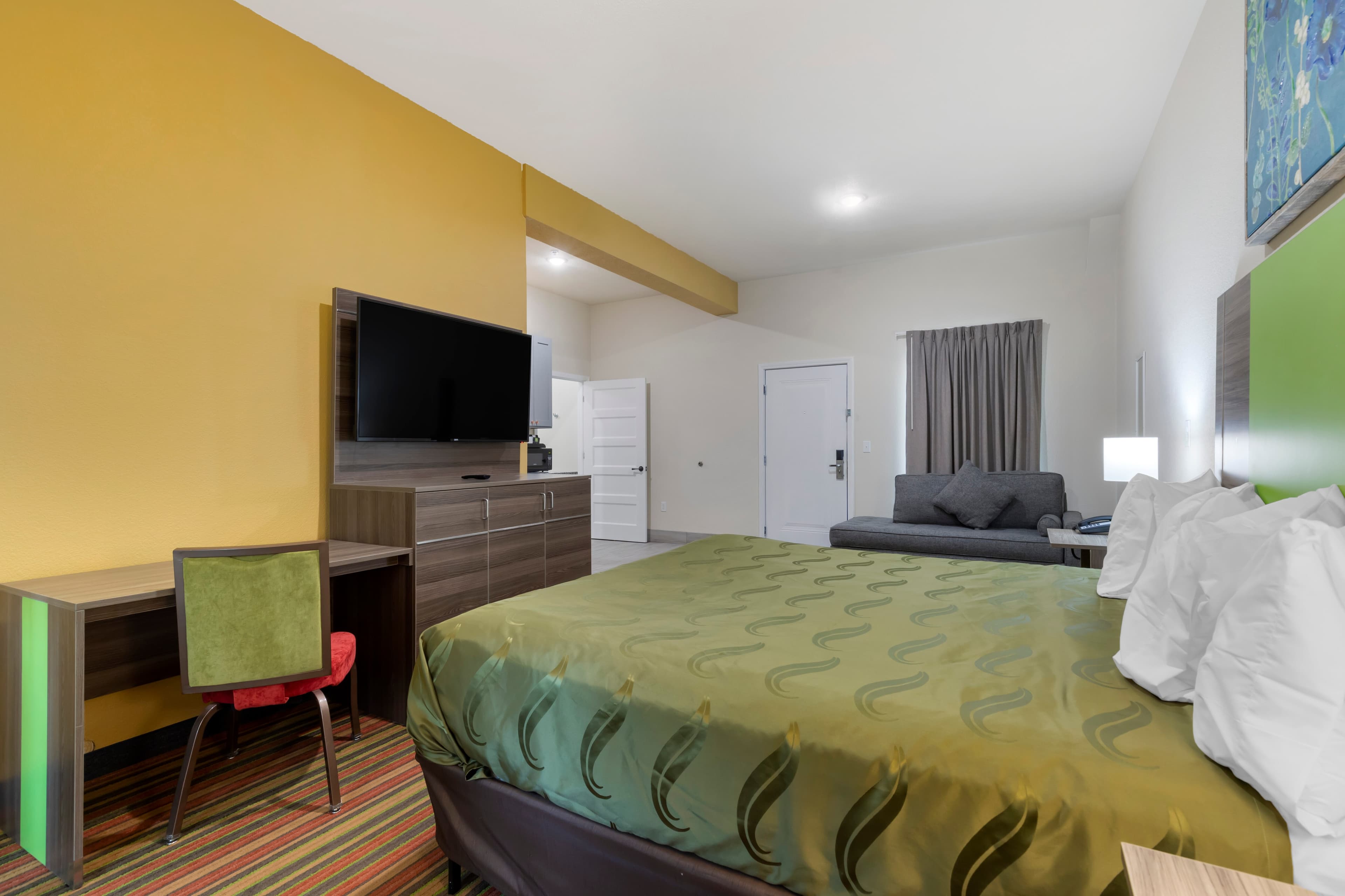 Quality Inn & Suites Elgin — 21