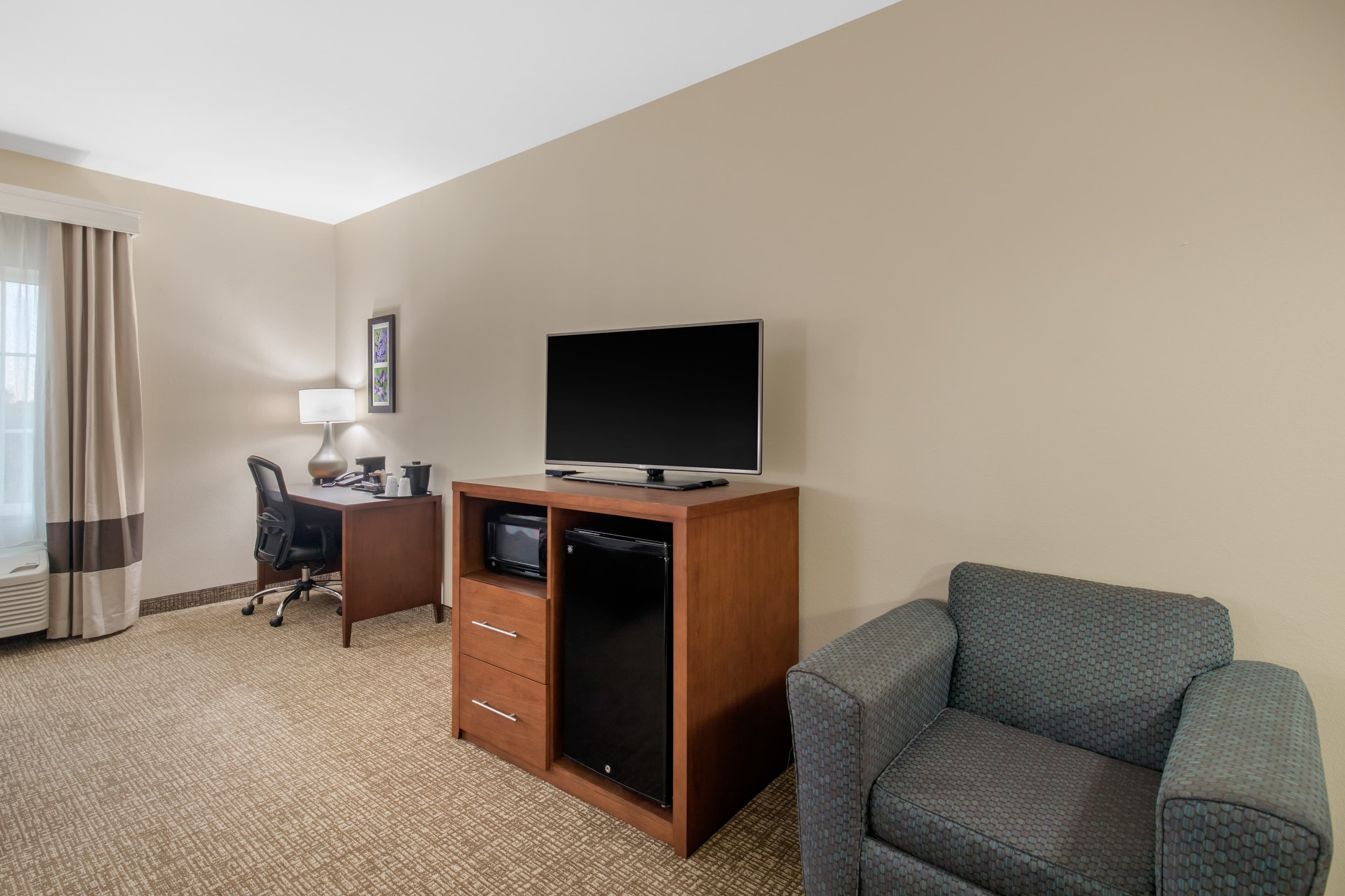Comfort Inn & Suites Cedar Hill Duncanville — 10