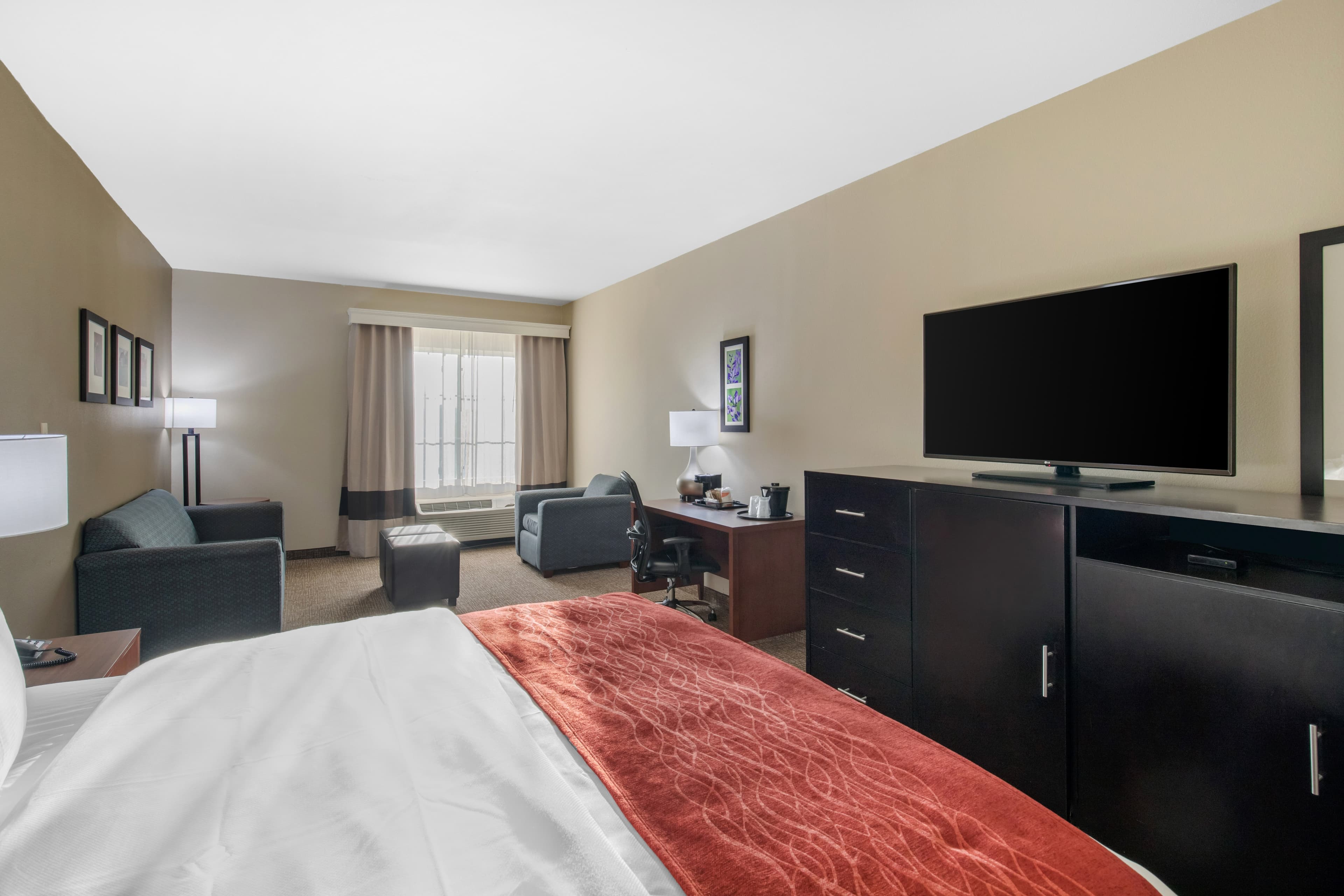 Comfort Inn & Suites Cedar Hill Duncanville — 28