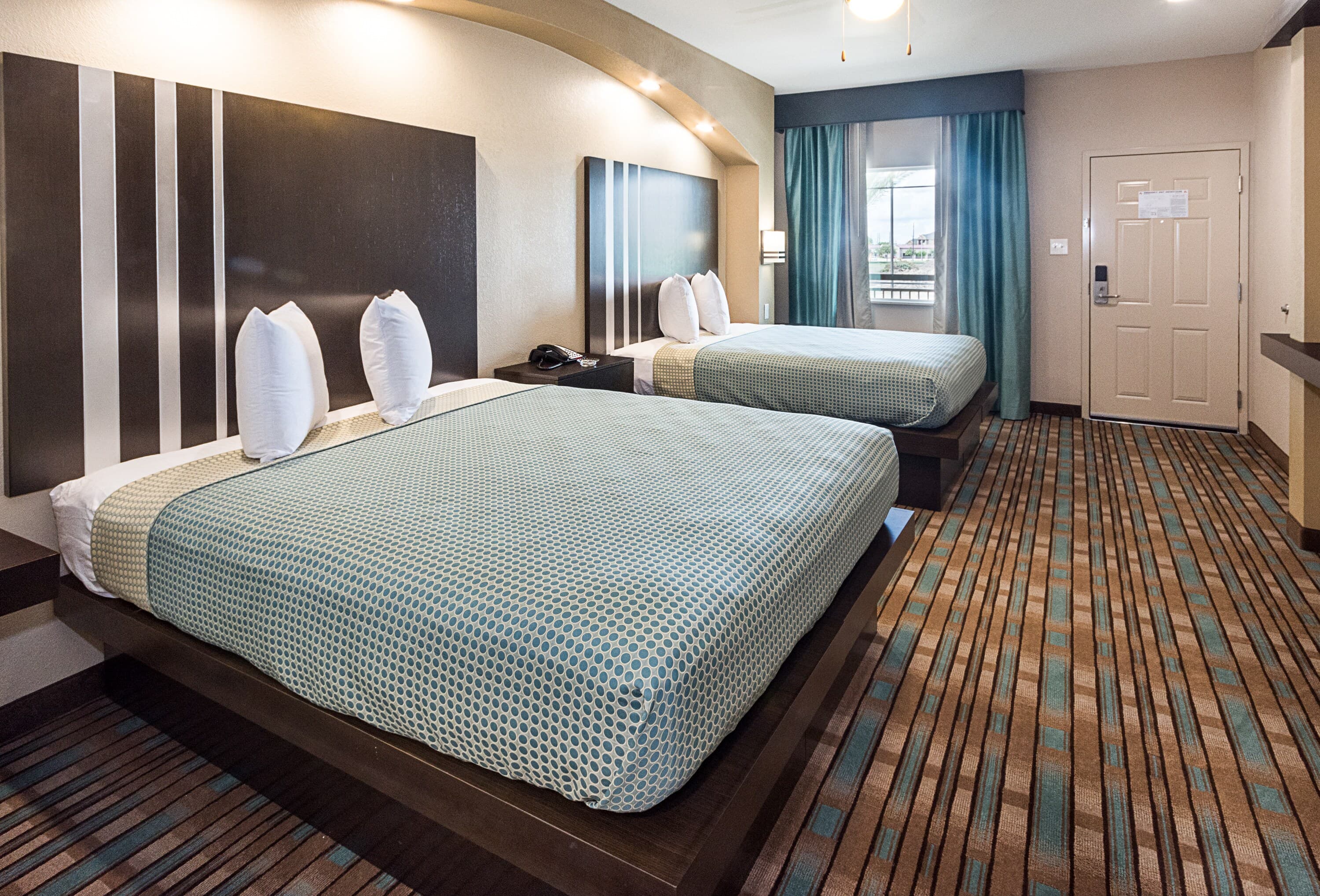 Econo Lodge Inn & Suites Houston NW-Cy-Fair — 11