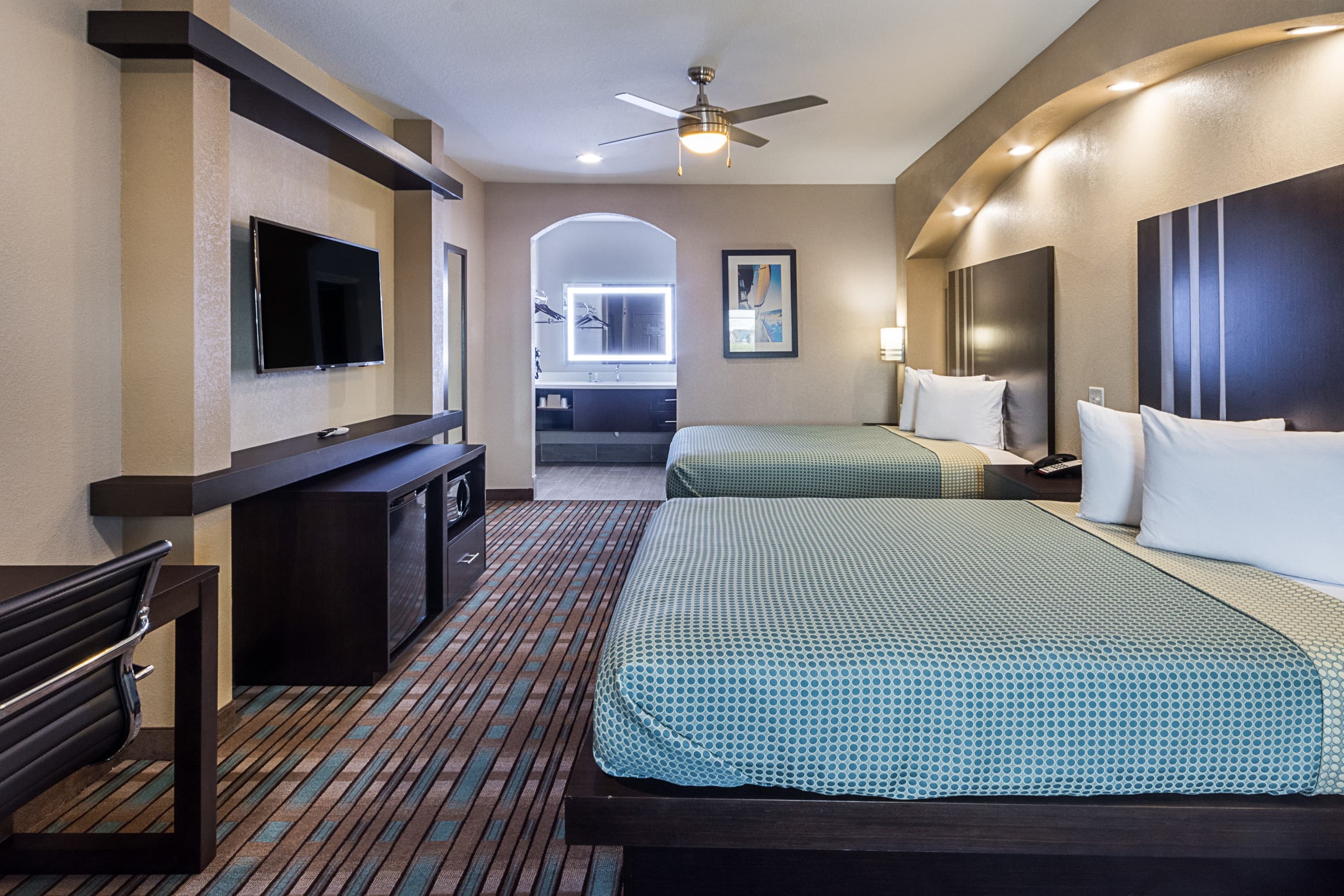 Econo Lodge Inn & Suites Houston NW-Cy-Fair — 19