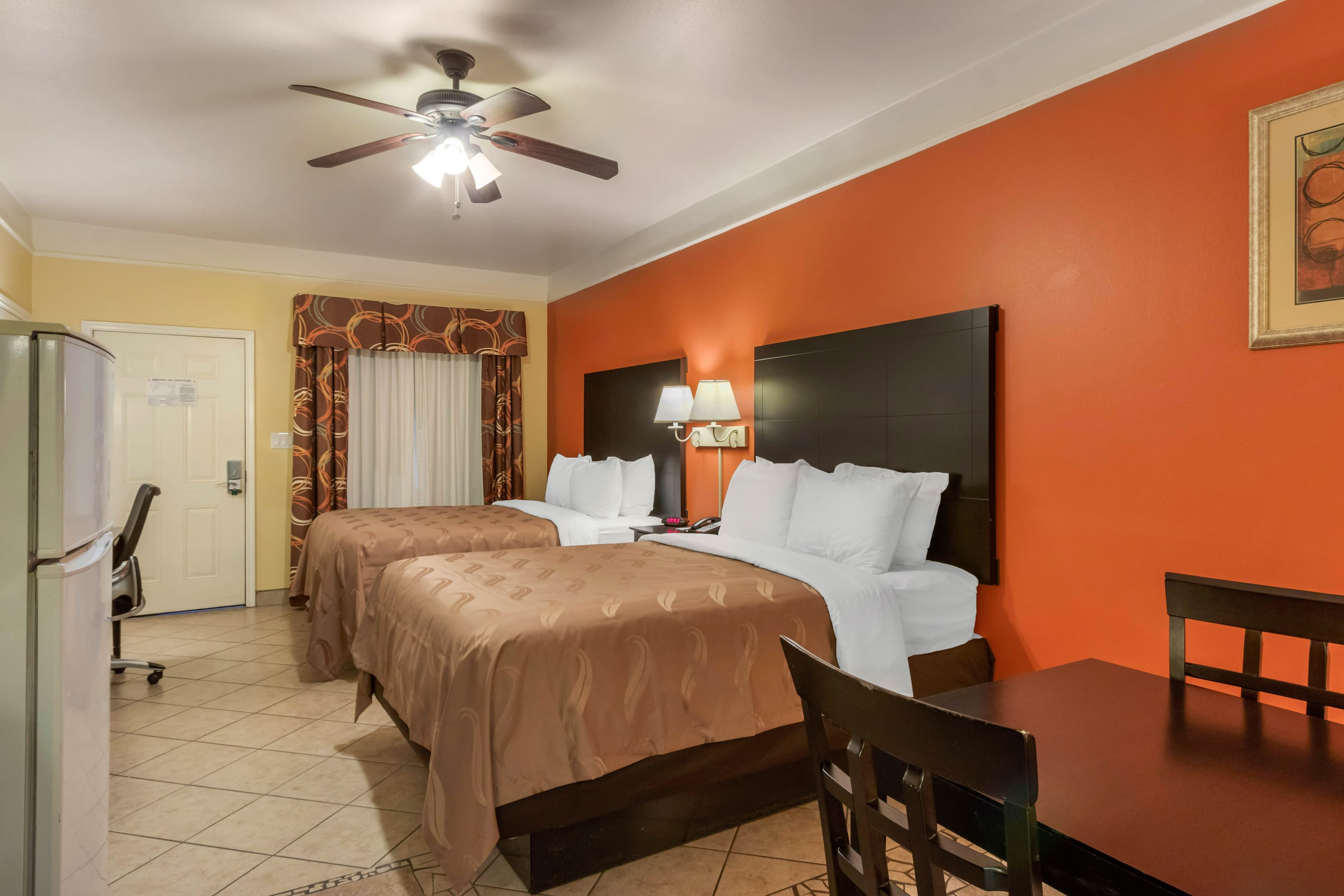 Quality Inn & Suites at The Outlets Mercedes/Weslaco — 10