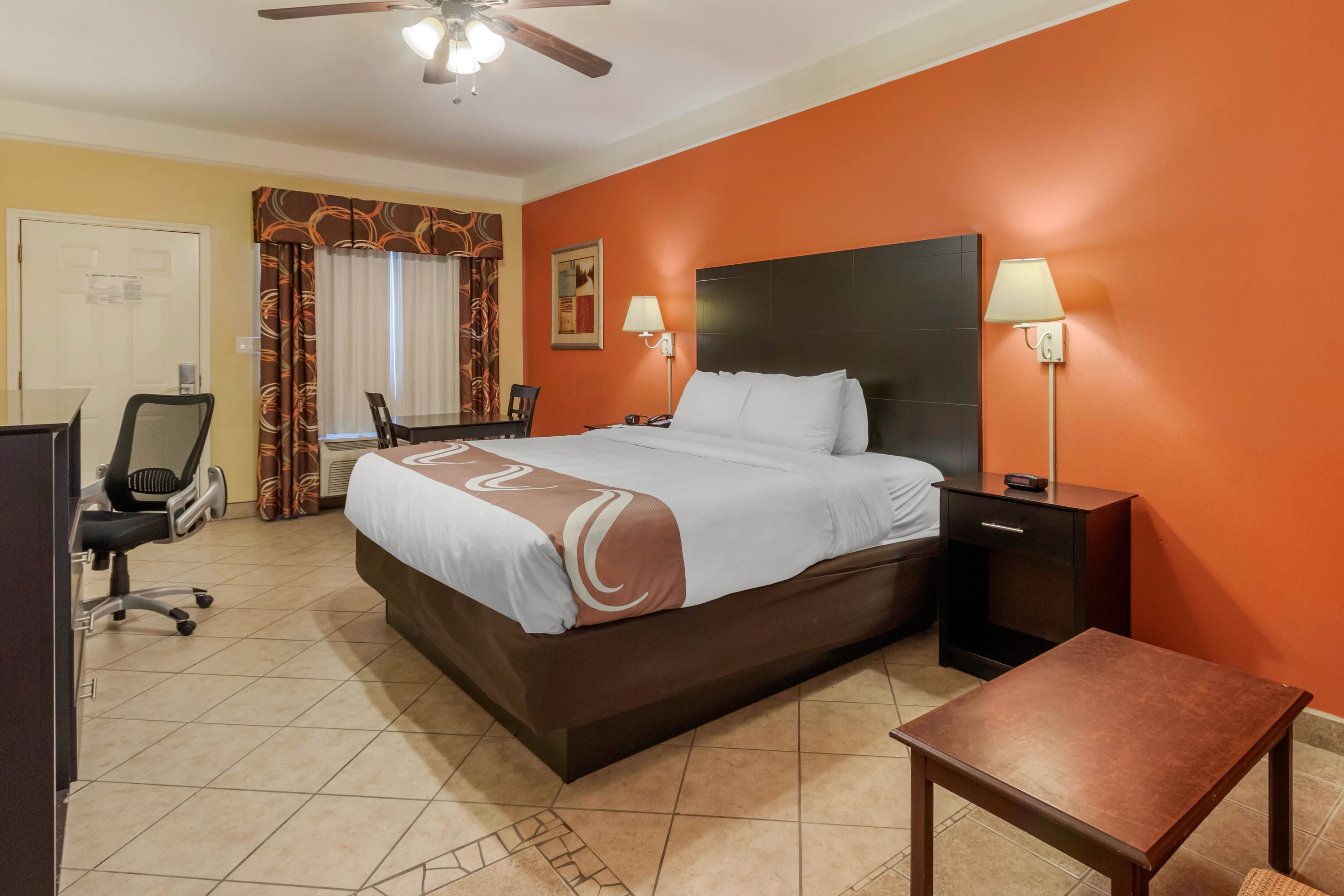 Quality Inn & Suites at The Outlets Mercedes/Weslaco — 18