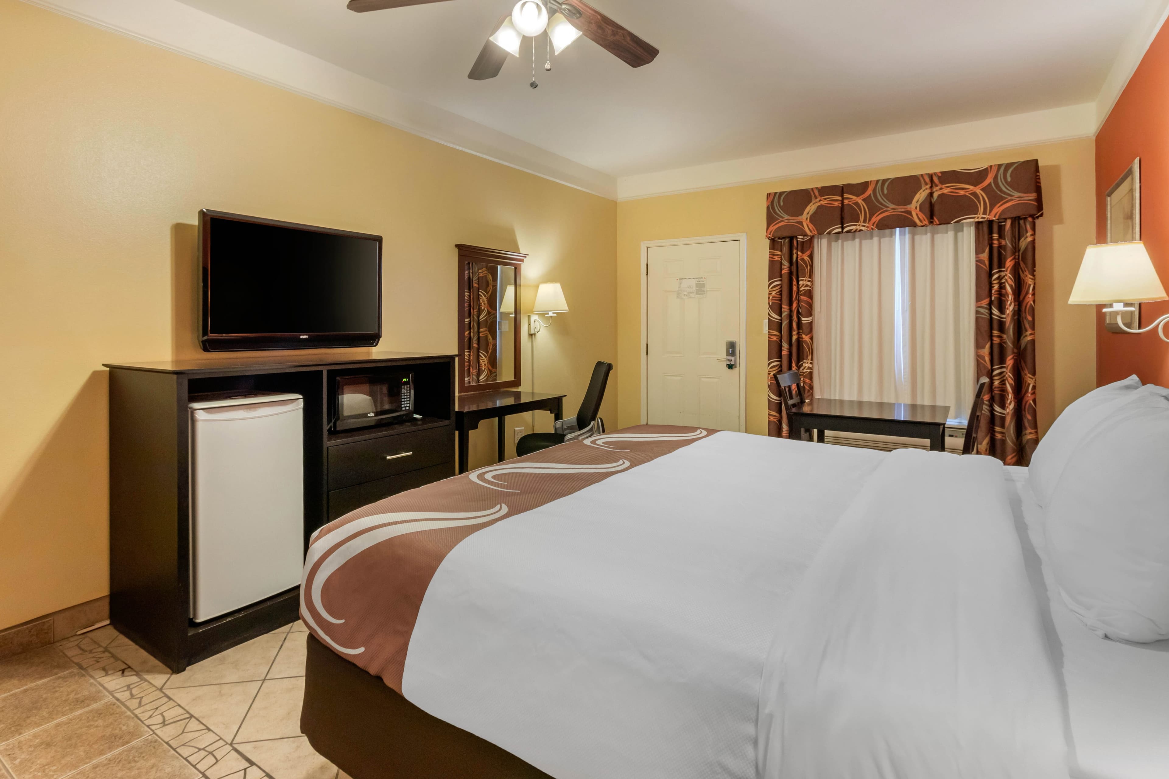 Quality Inn & Suites at The Outlets Mercedes/Weslaco — 19