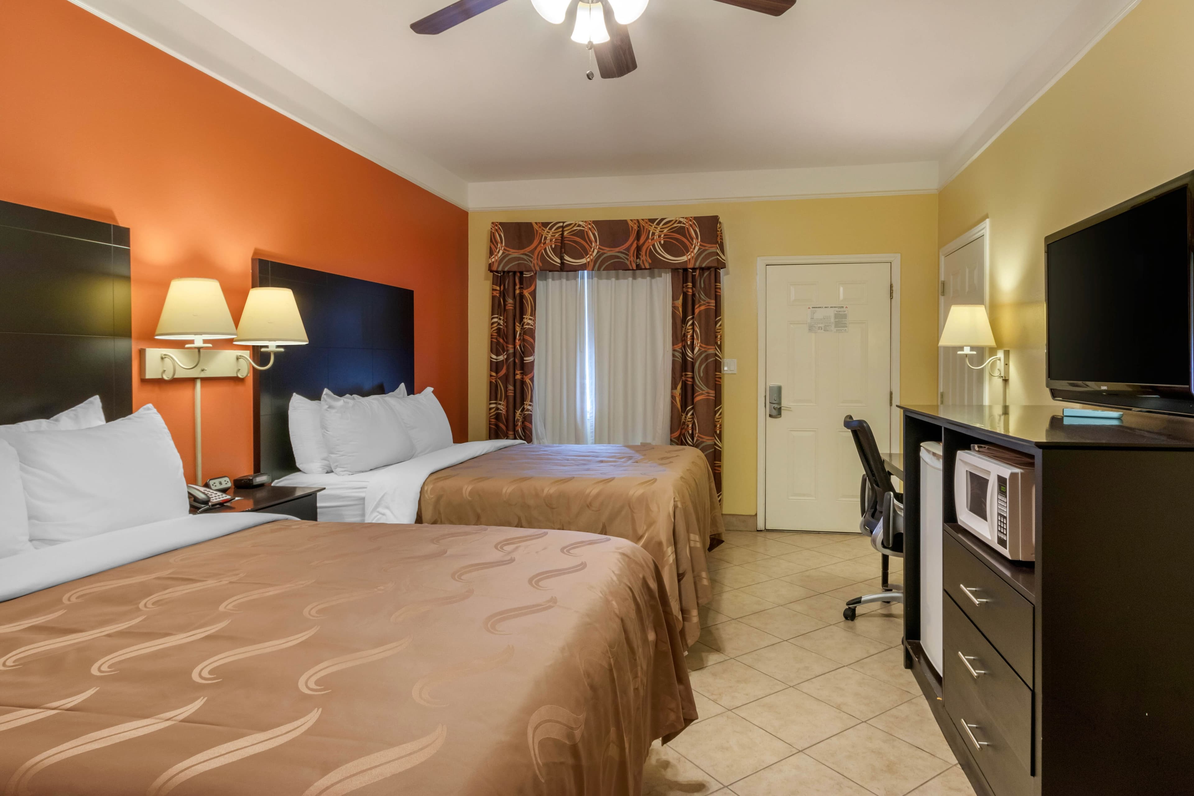 Quality Inn & Suites at The Outlets Mercedes/Weslaco — 23