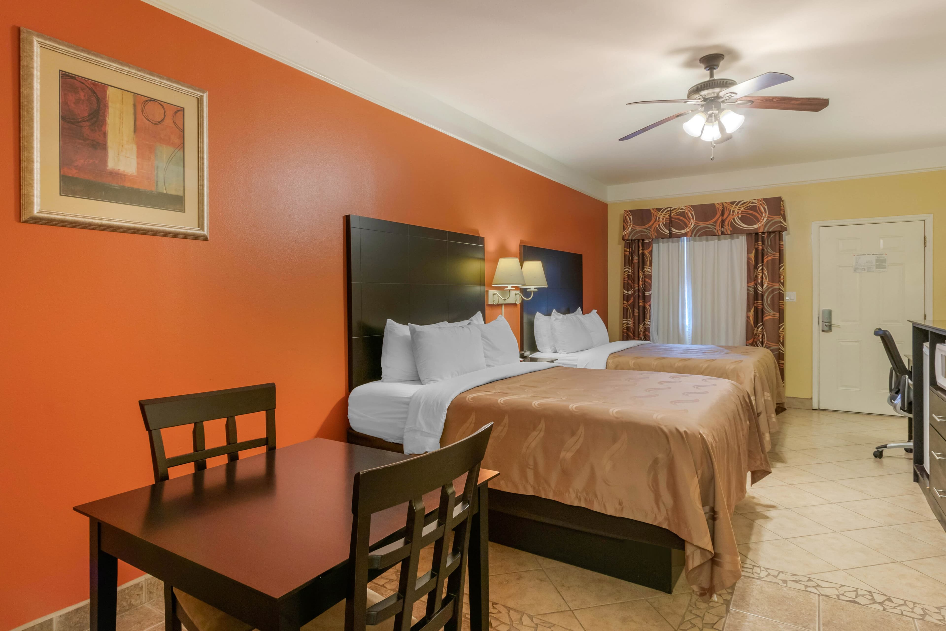 Quality Inn & Suites at The Outlets Mercedes/Weslaco — 24