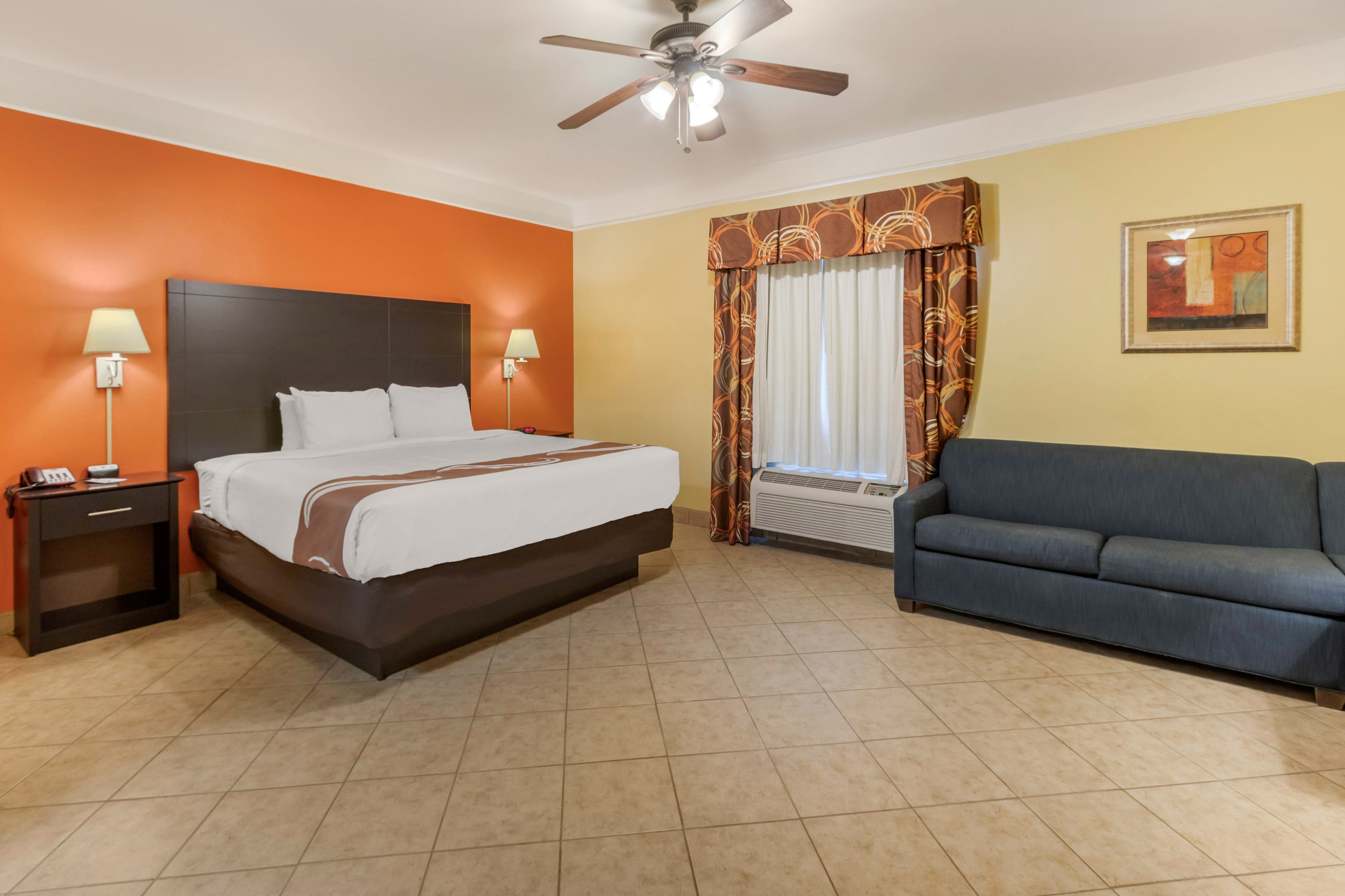 Quality Inn & Suites at The Outlets Mercedes/Weslaco — 26