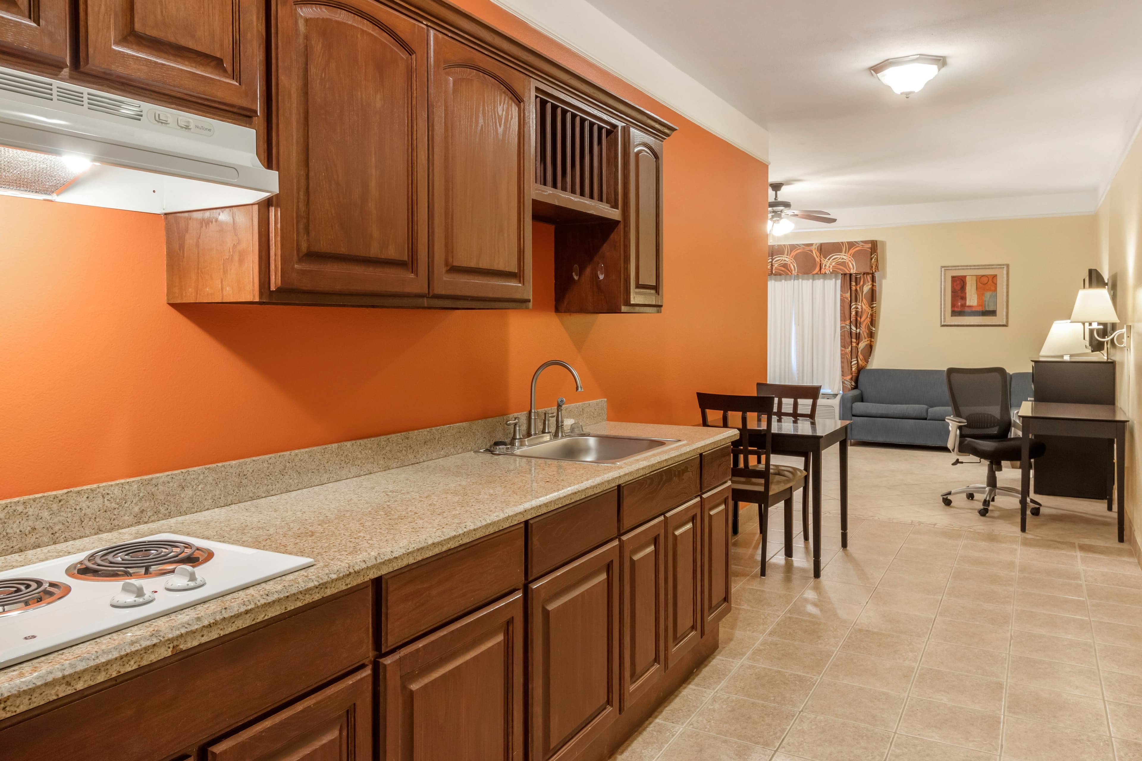 Quality Inn & Suites at The Outlets Mercedes/Weslaco — 28