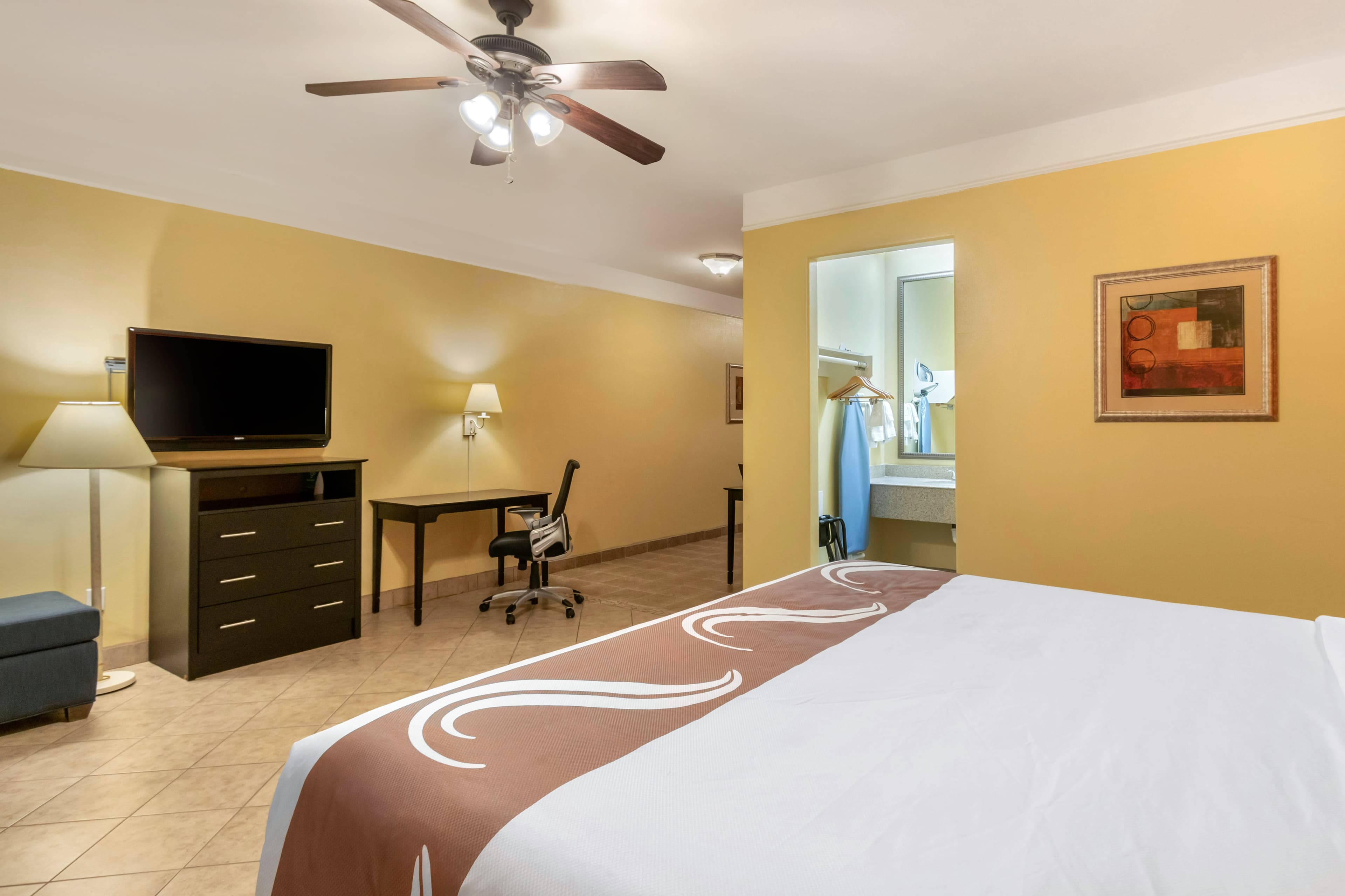 Quality Inn & Suites at The Outlets Mercedes/Weslaco — 29