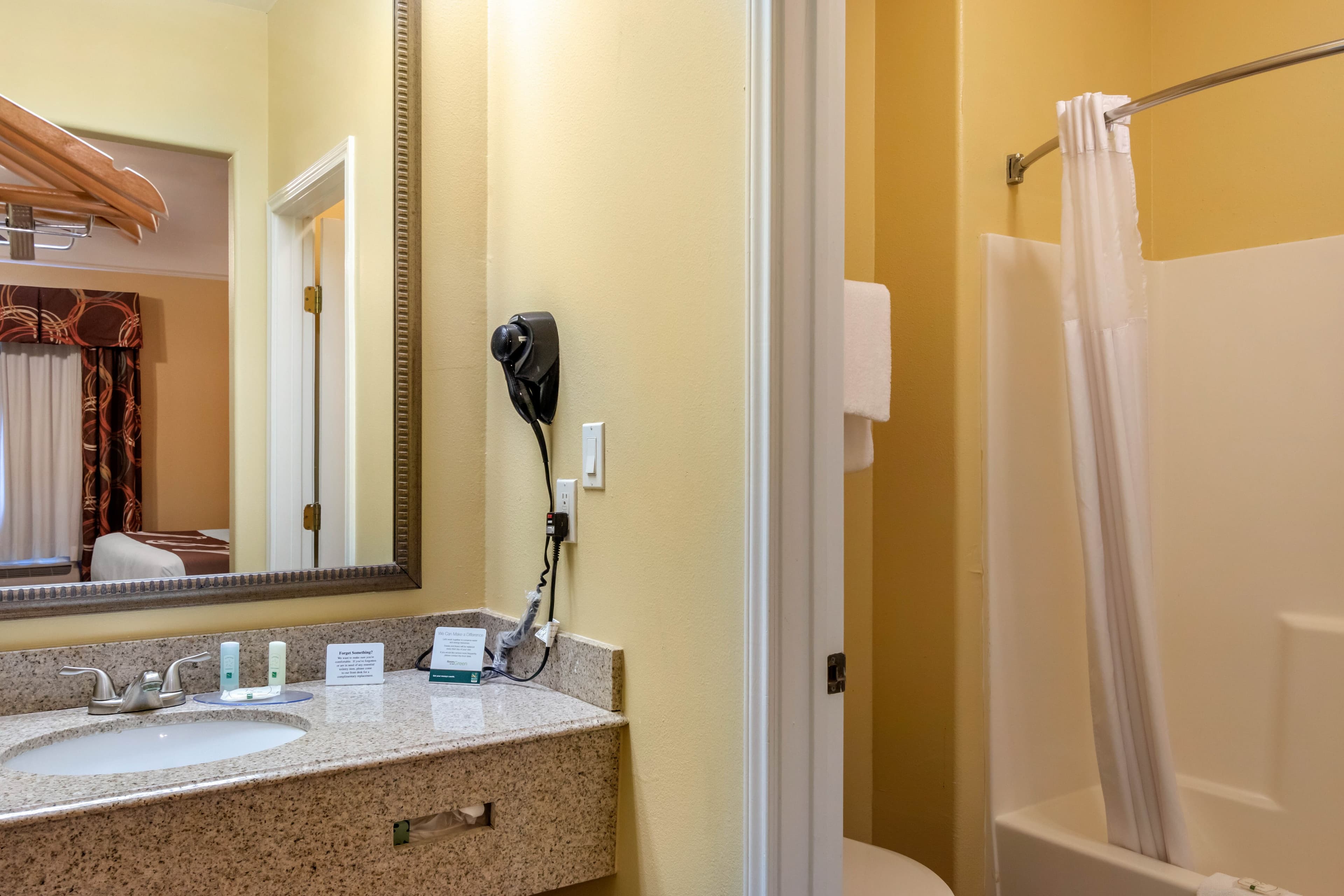 Quality Inn & Suites at The Outlets Mercedes/Weslaco — 31