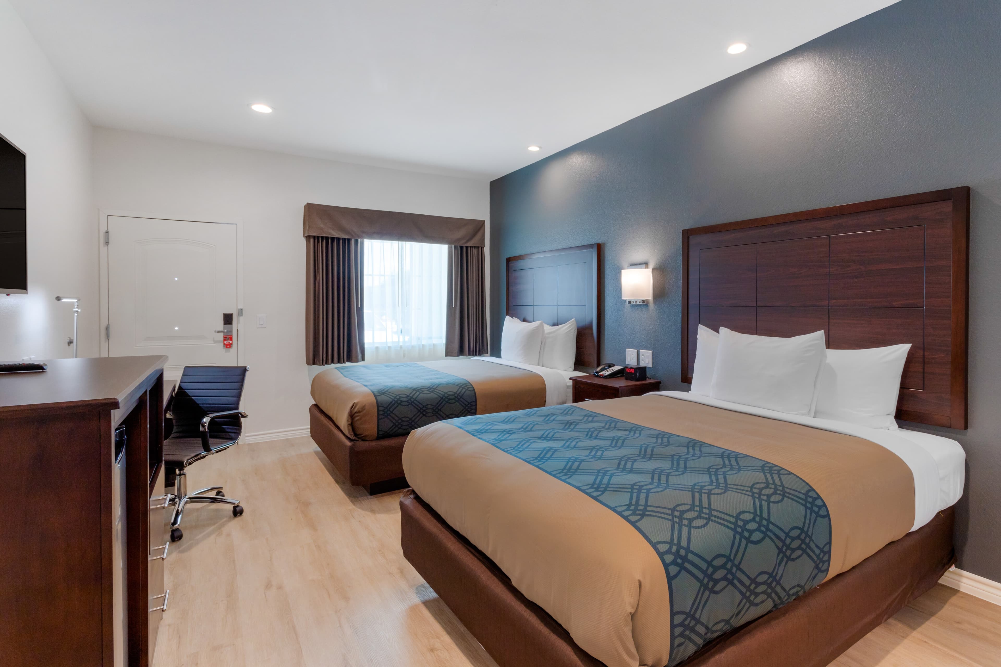 Econo Lodge Houston Northwest - Cypress — 13