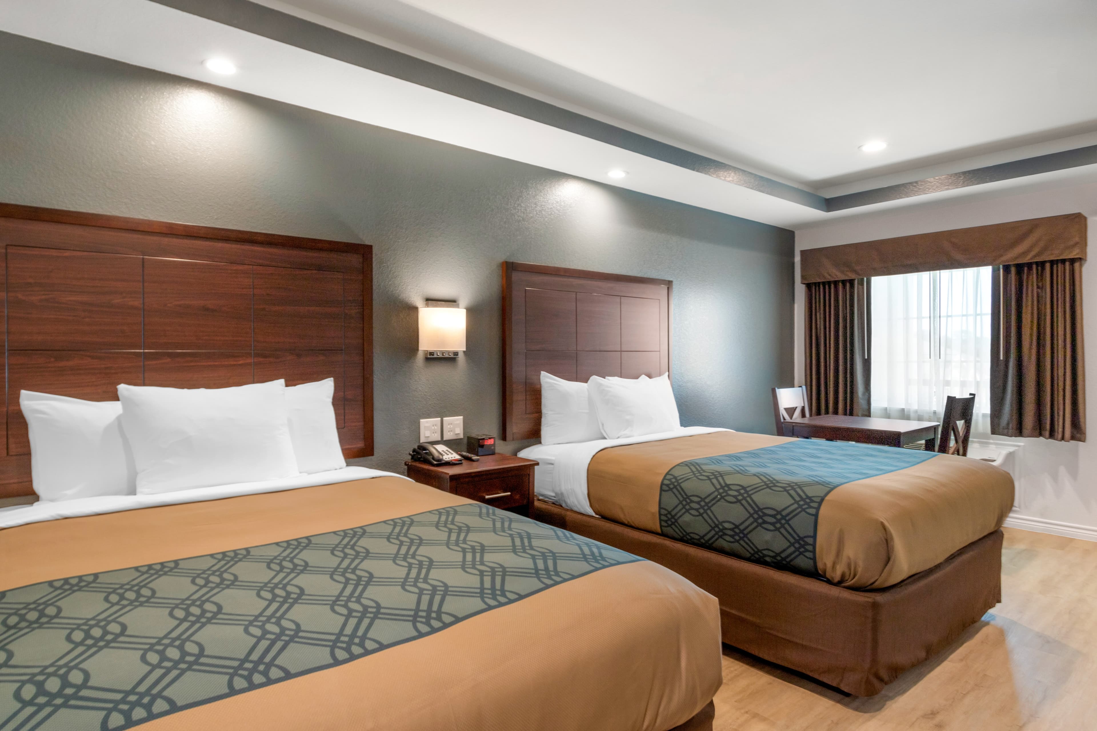 Econo Lodge Houston Northwest - Cypress — 20