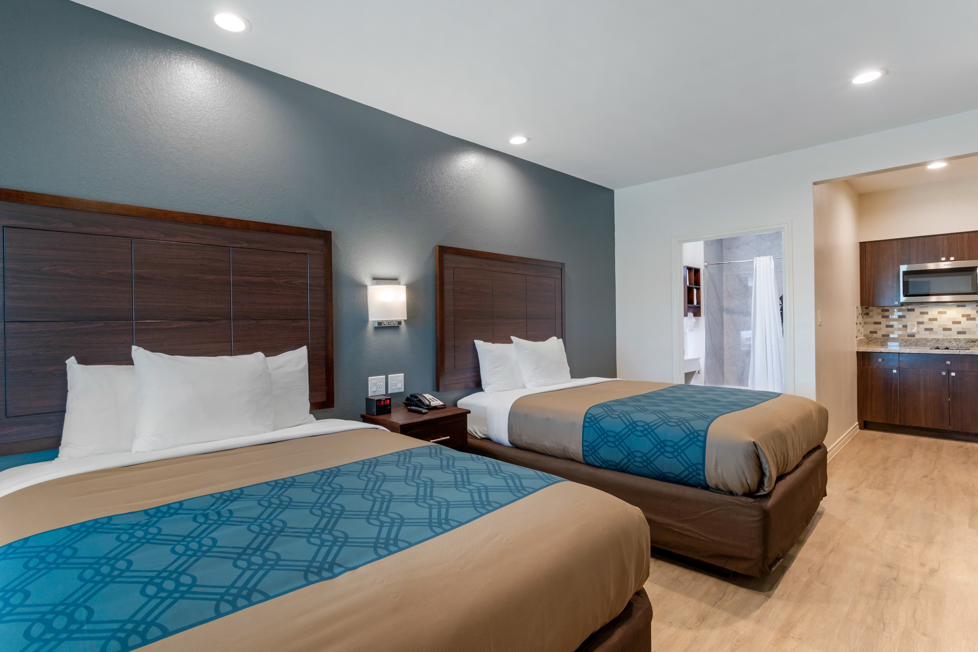 Econo Lodge Houston Northwest - Cypress — 7