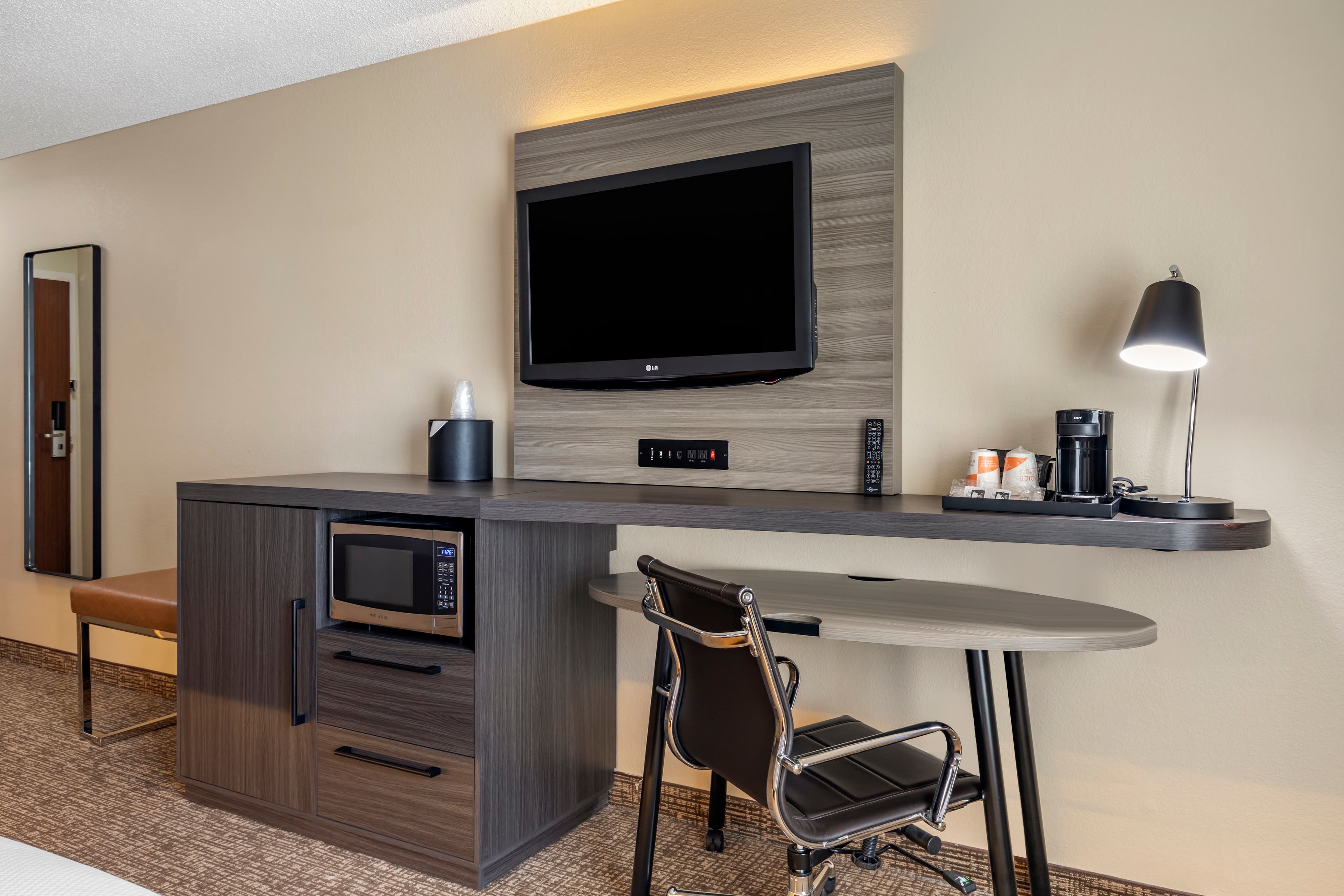 Comfort Inn & Suites North Dallas-Addison — 12