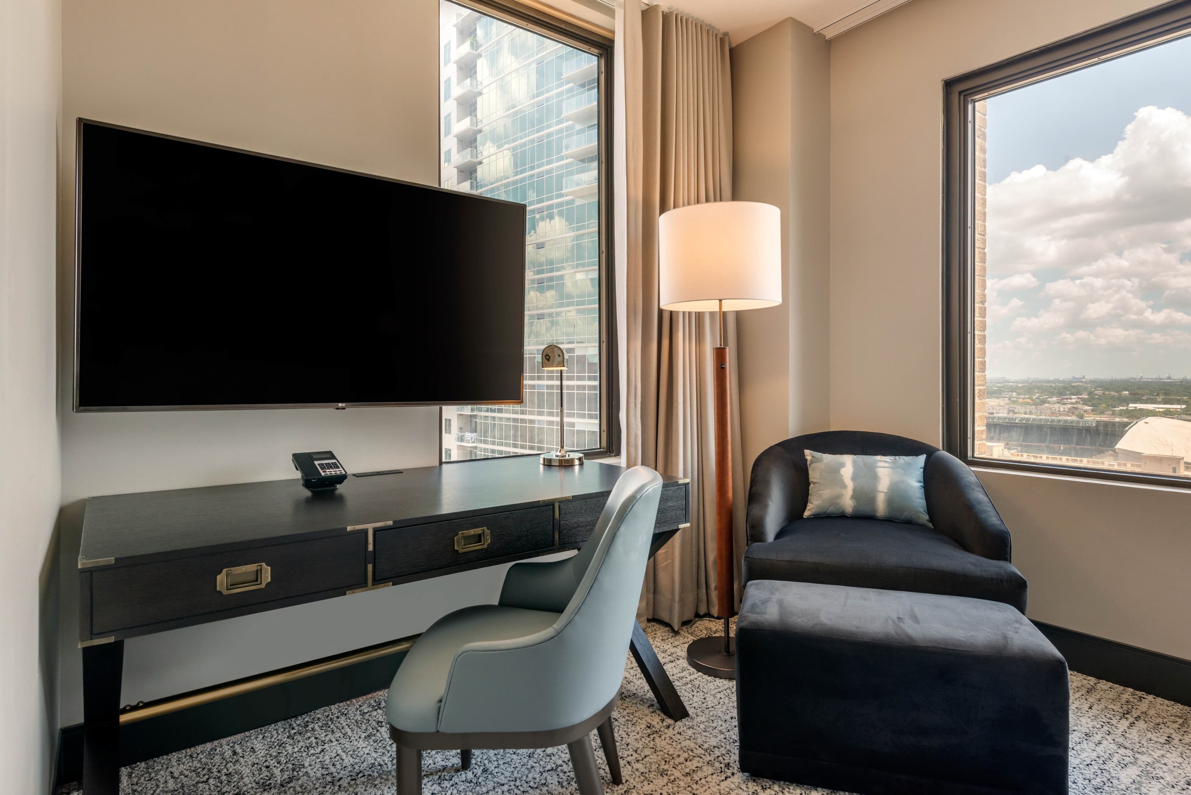 Cambria Hotel Houston Downtown Convention Center — 36