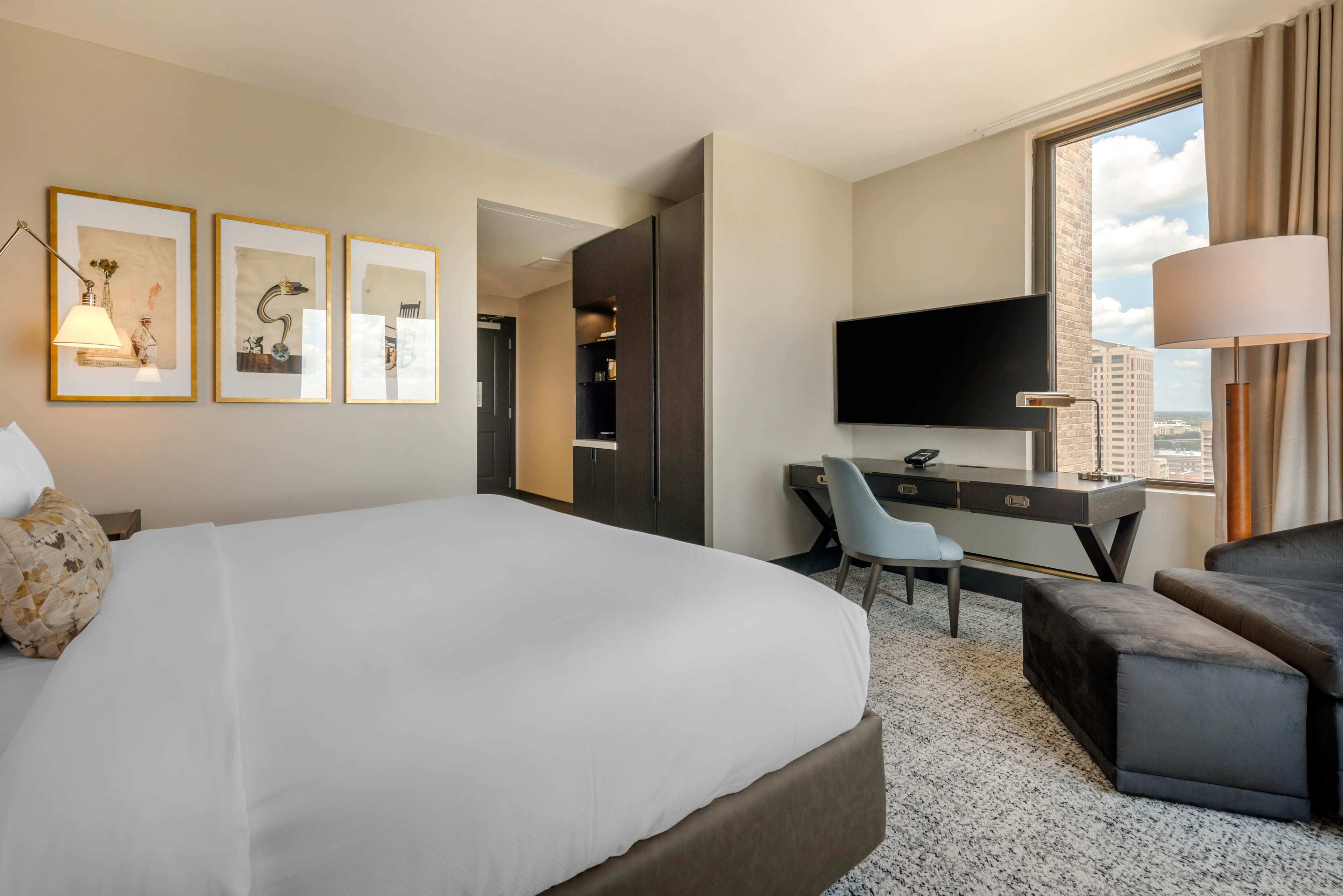 Cambria Hotel Houston Downtown Convention Center - Image 5