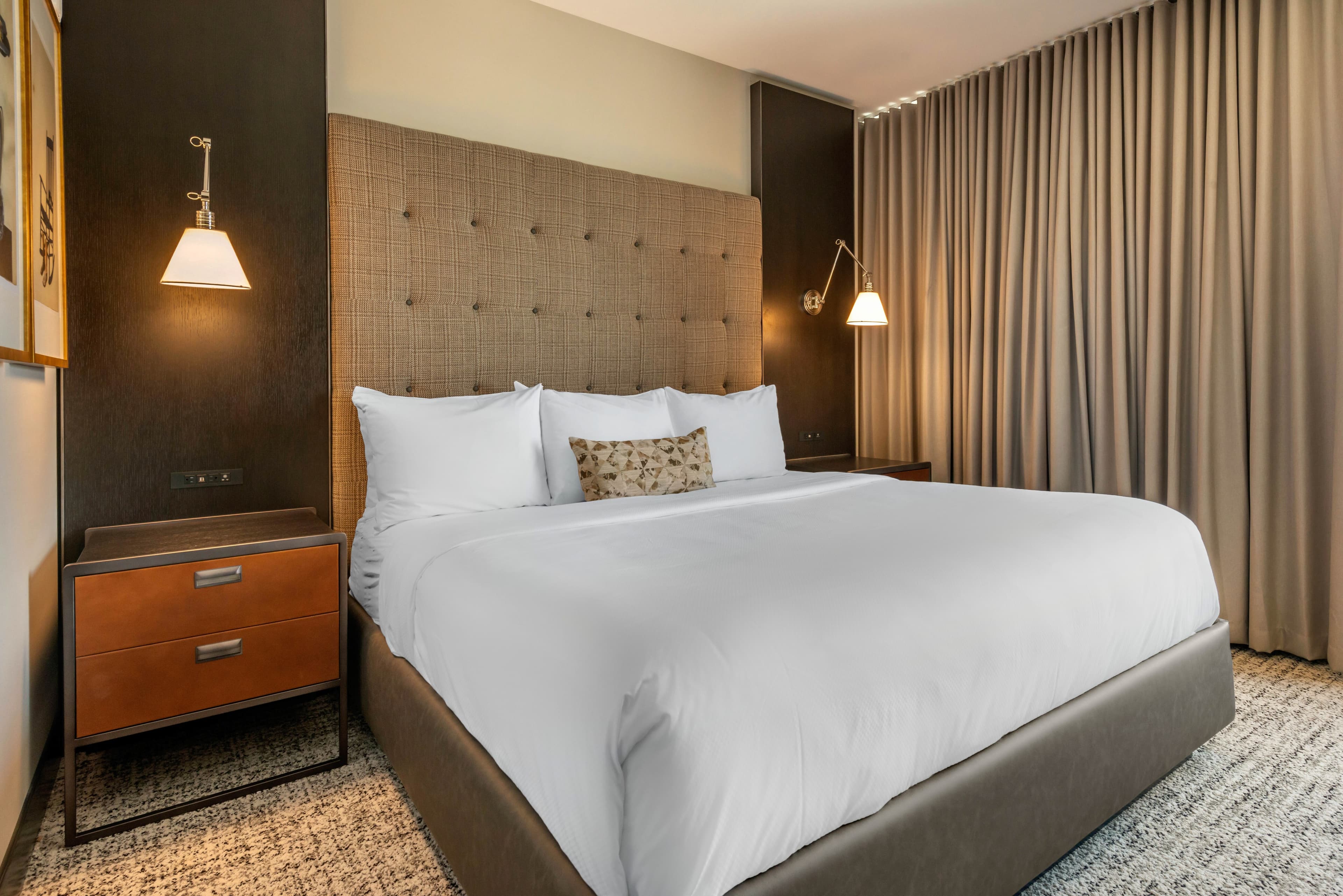Cambria Hotel Houston Downtown Convention Center — 35