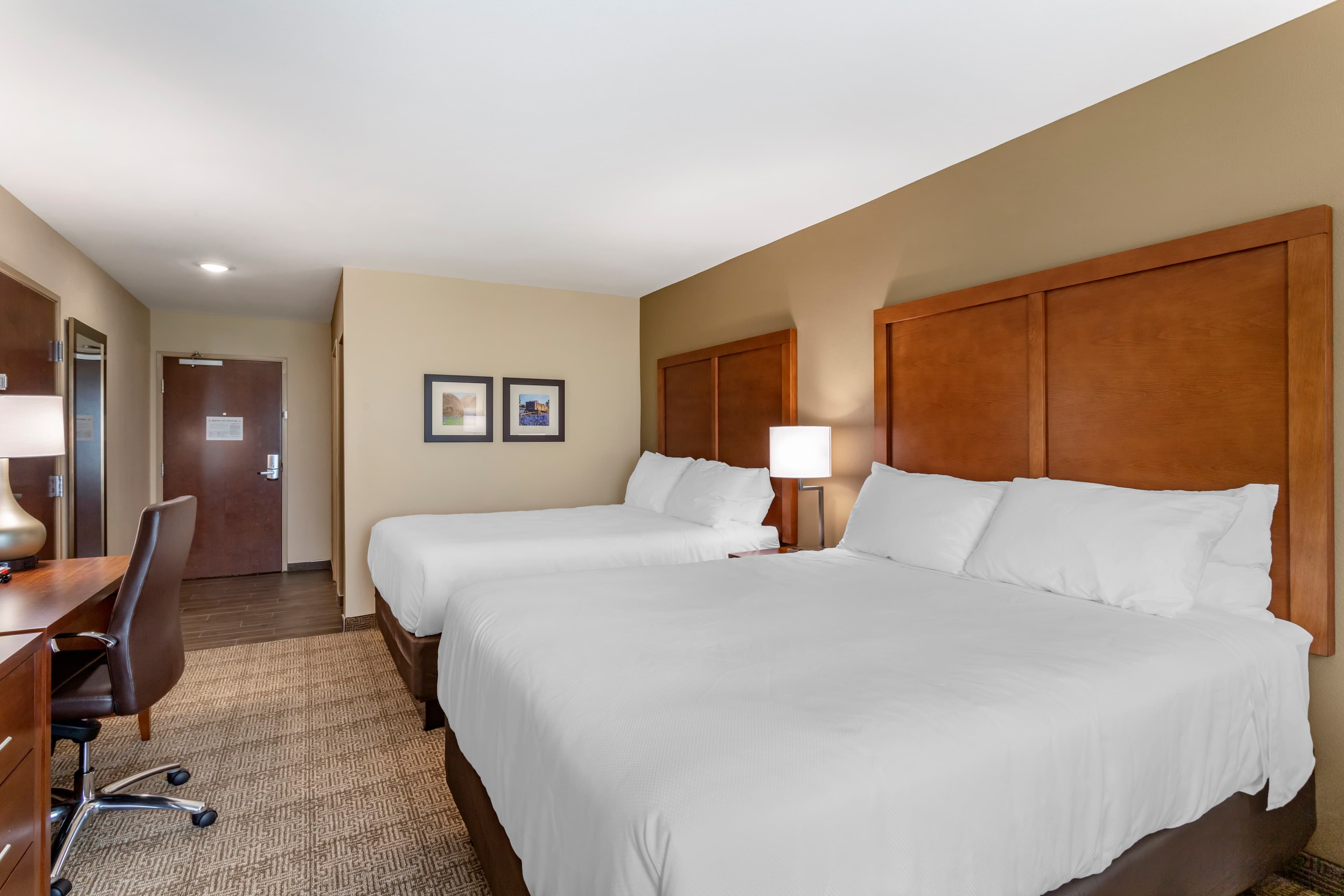 Comfort Inn & Suites Waller — 7