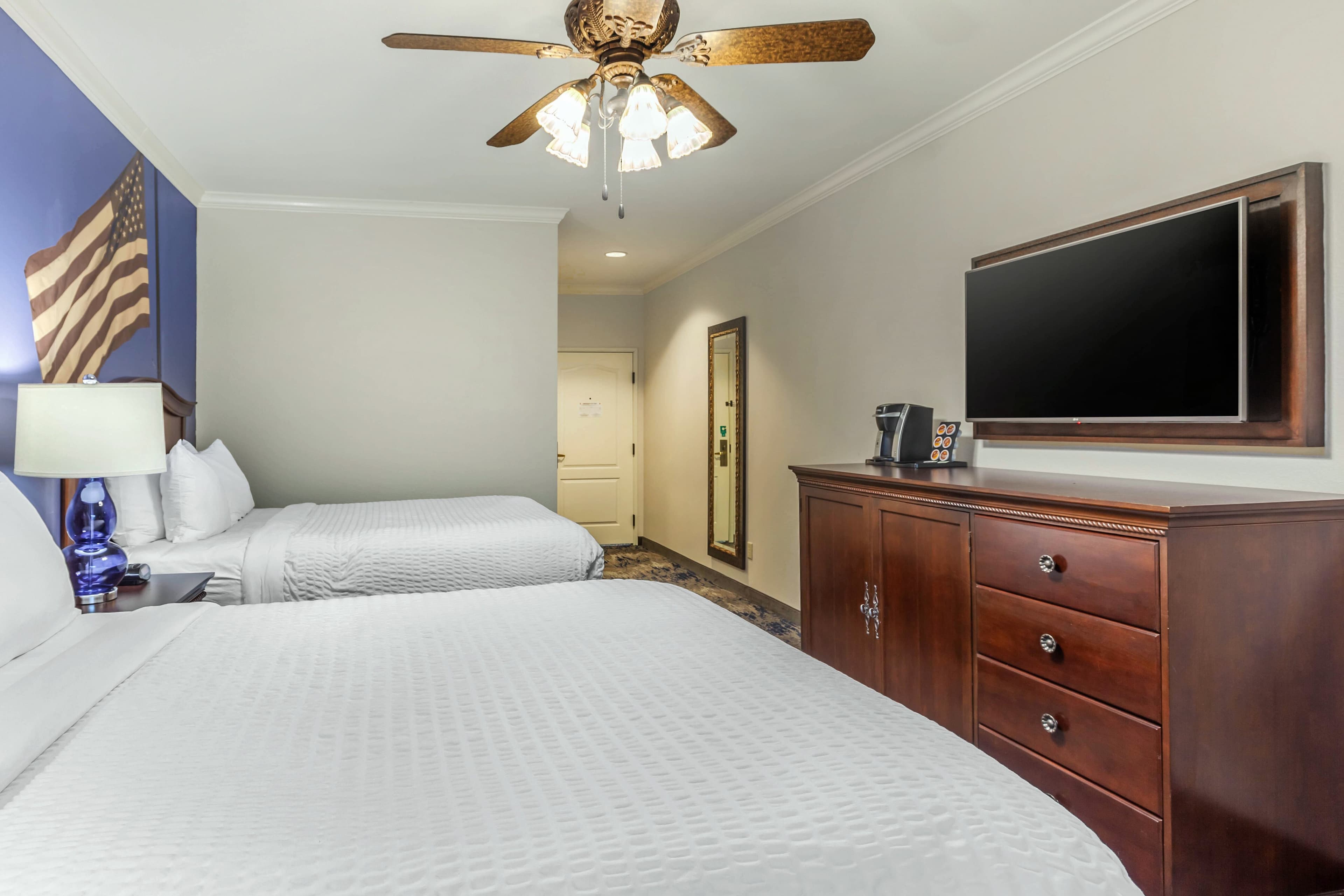 Clarion Pointe Sulphur Springs — 6