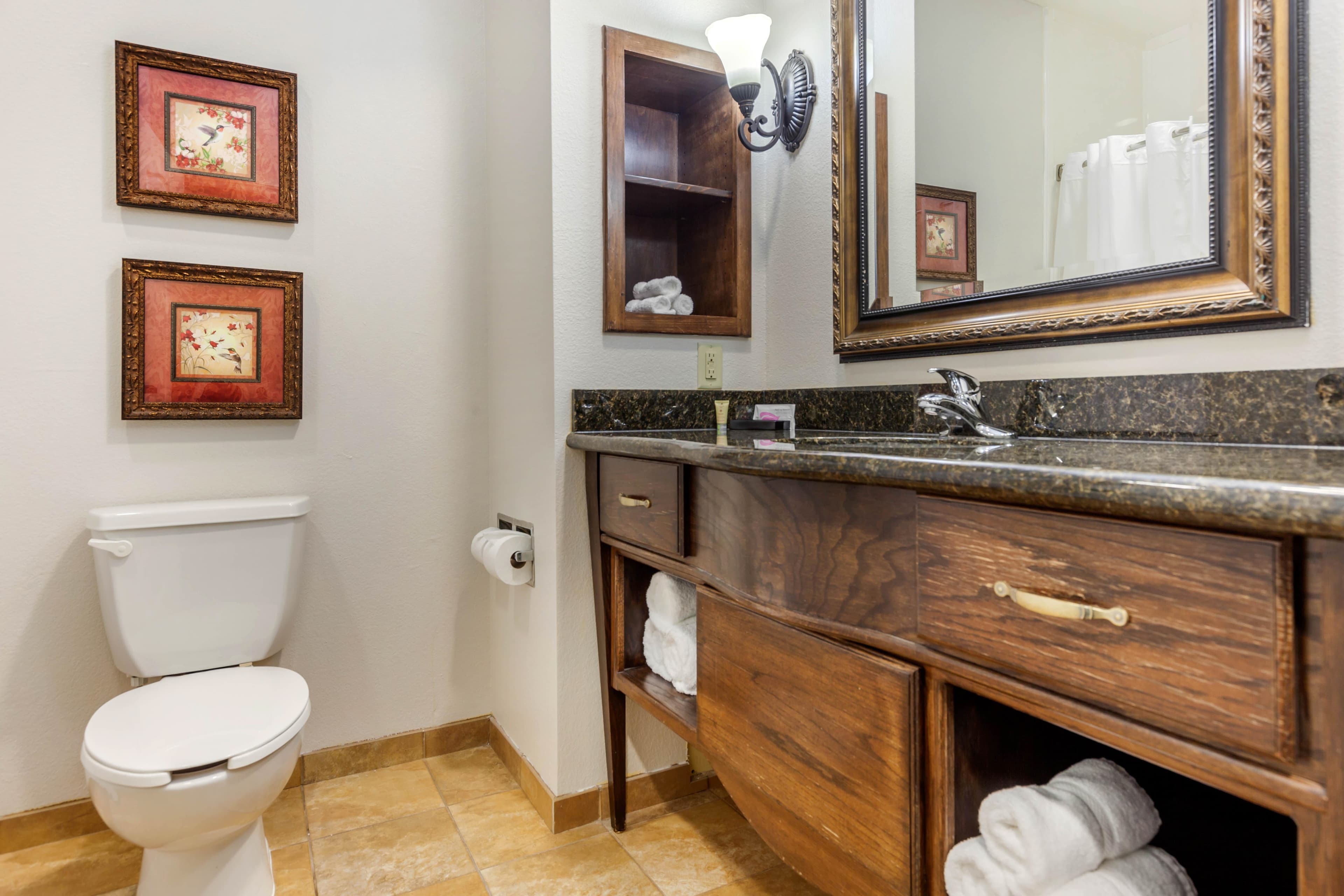 Clarion Pointe Sulphur Springs — 15