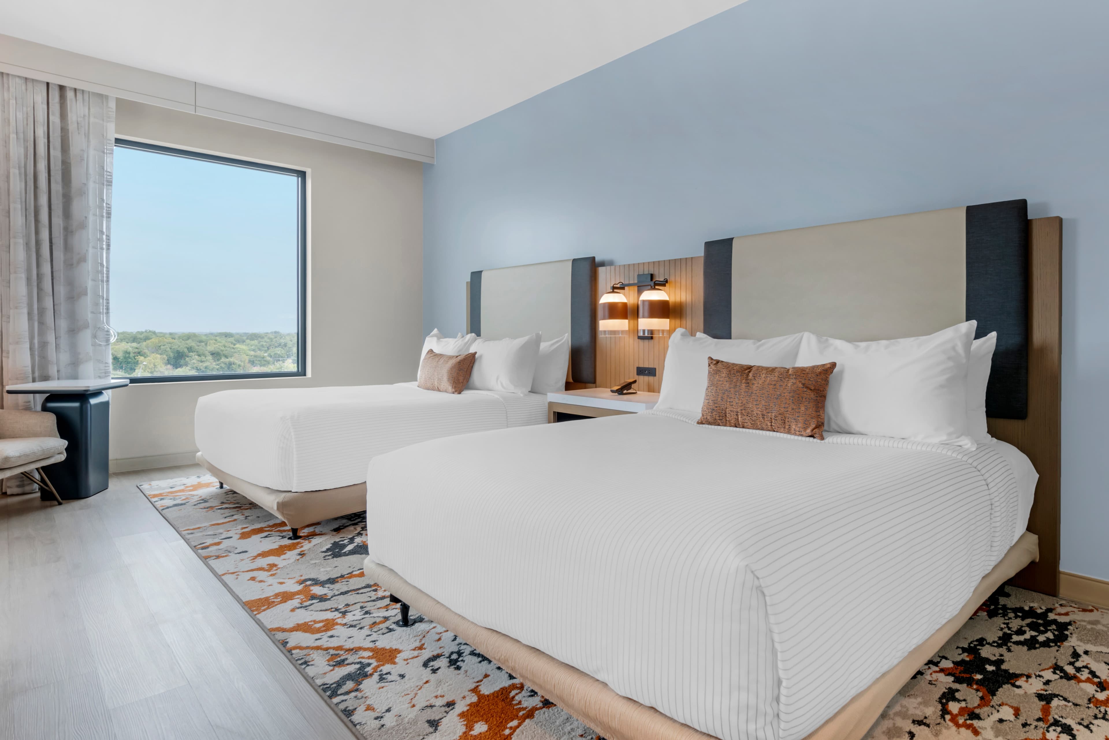 Cambria Hotel Austin Downtown — 17