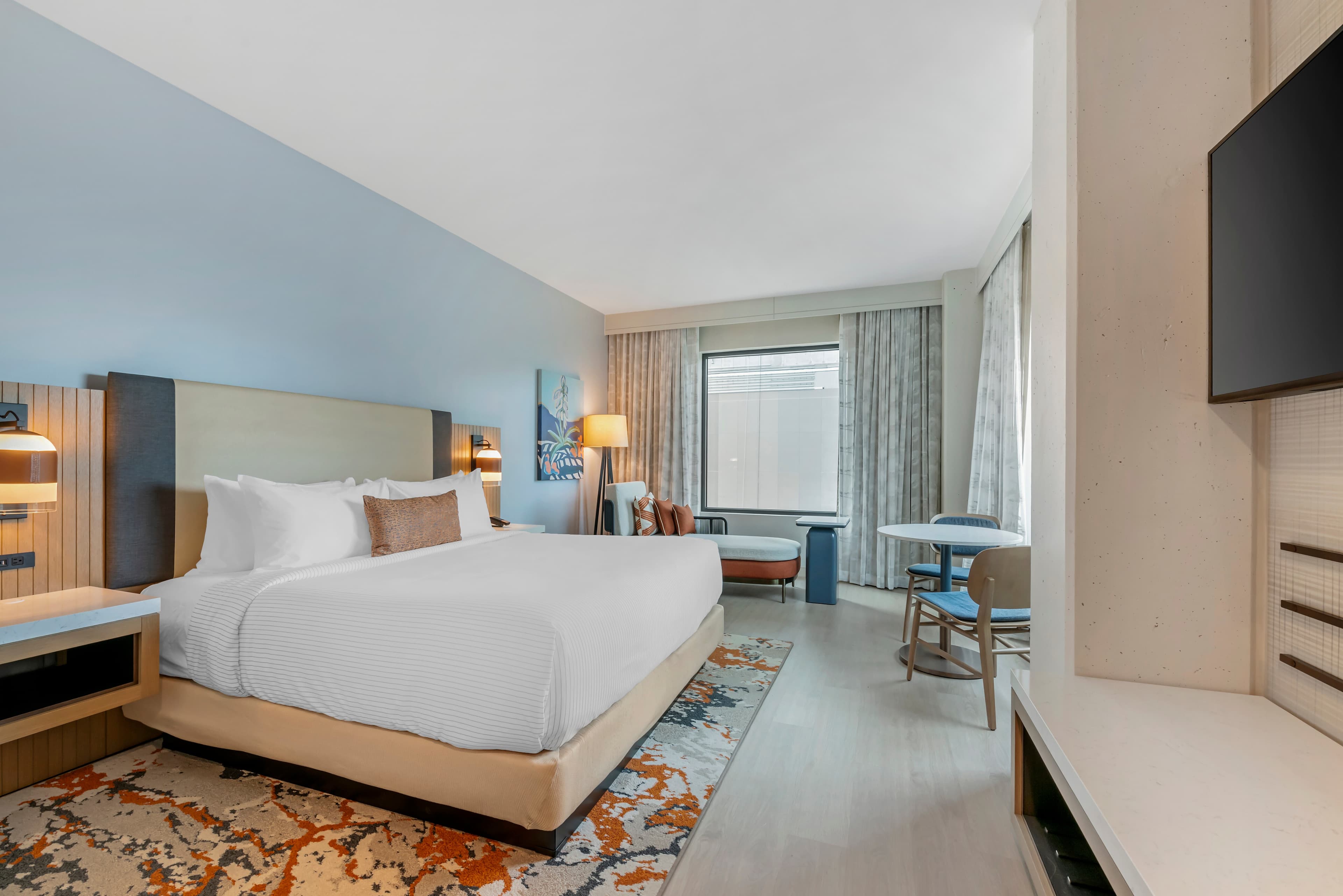 Cambria Hotel Austin Downtown - Image 3