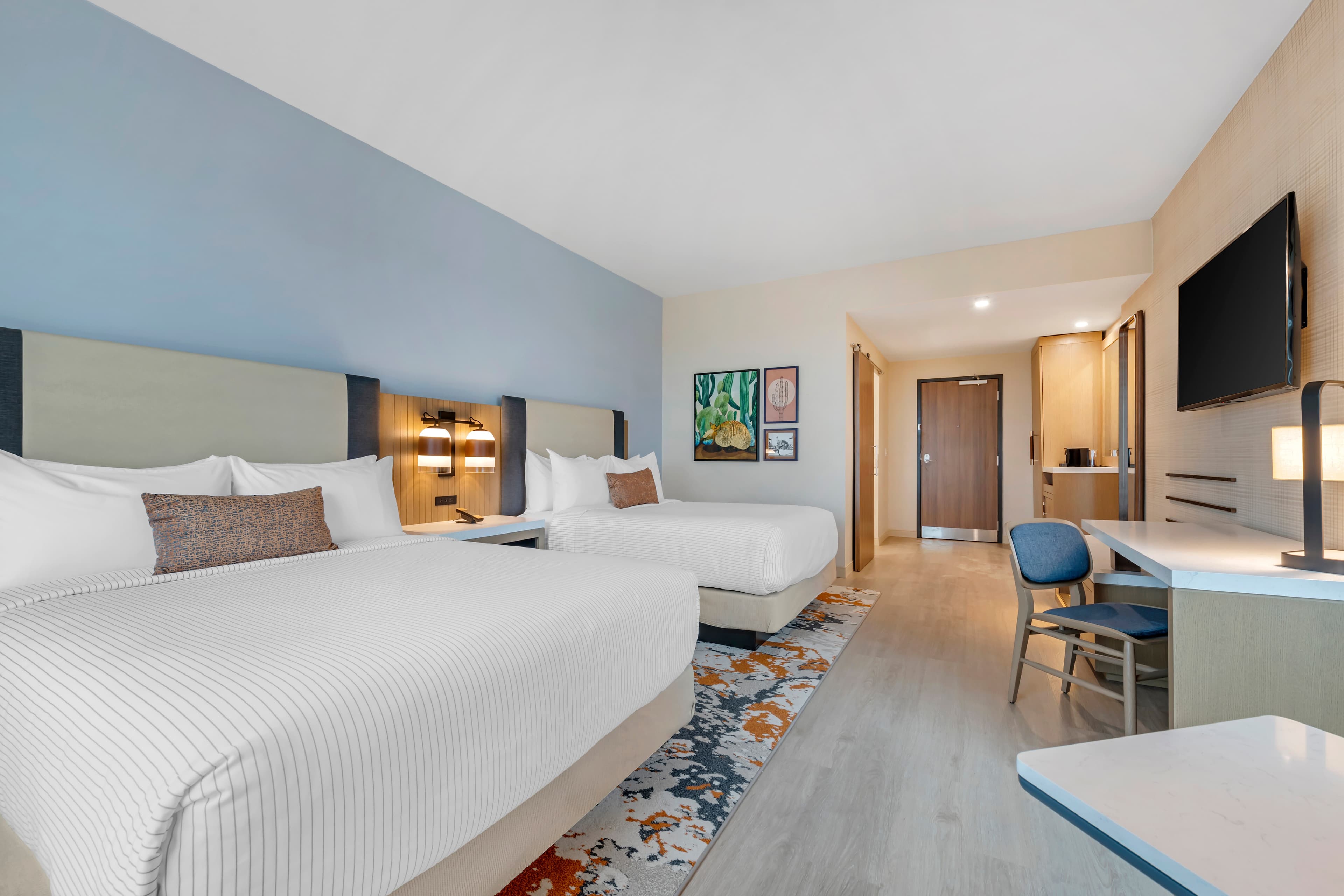 Cambria Hotel Austin Downtown — 14
