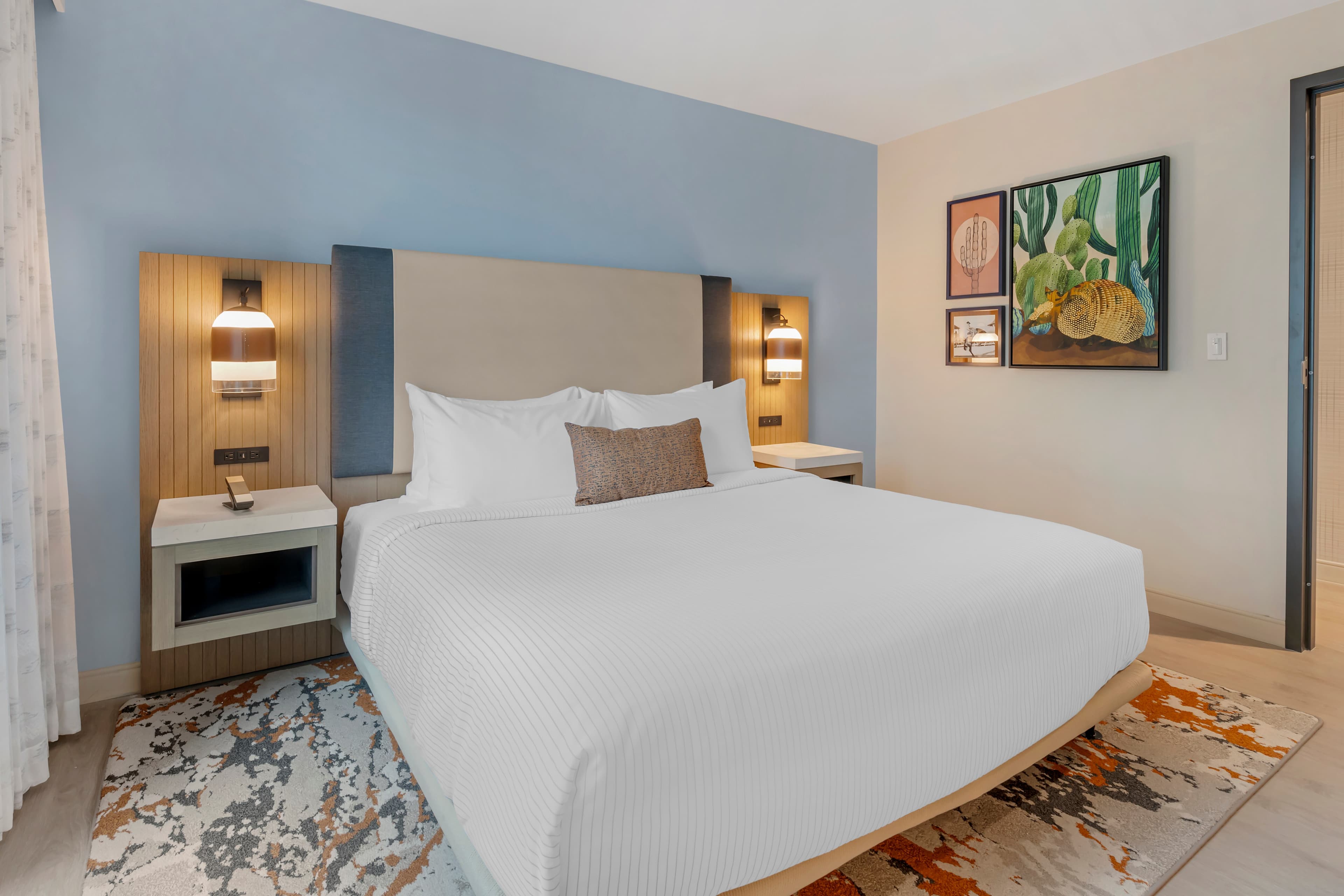 Cambria Hotel Austin Downtown — 31