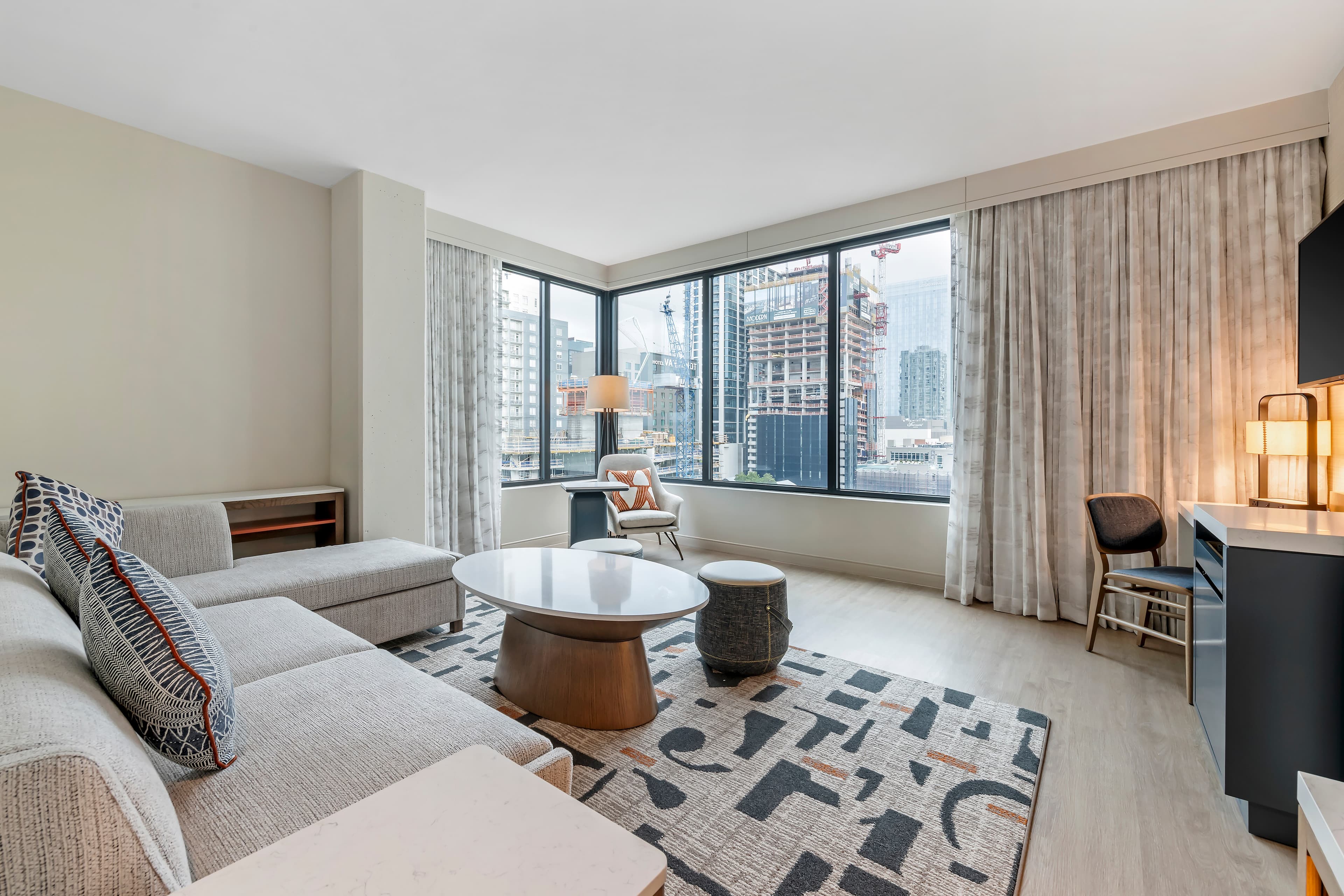 Cambria Hotel Austin Downtown — 29
