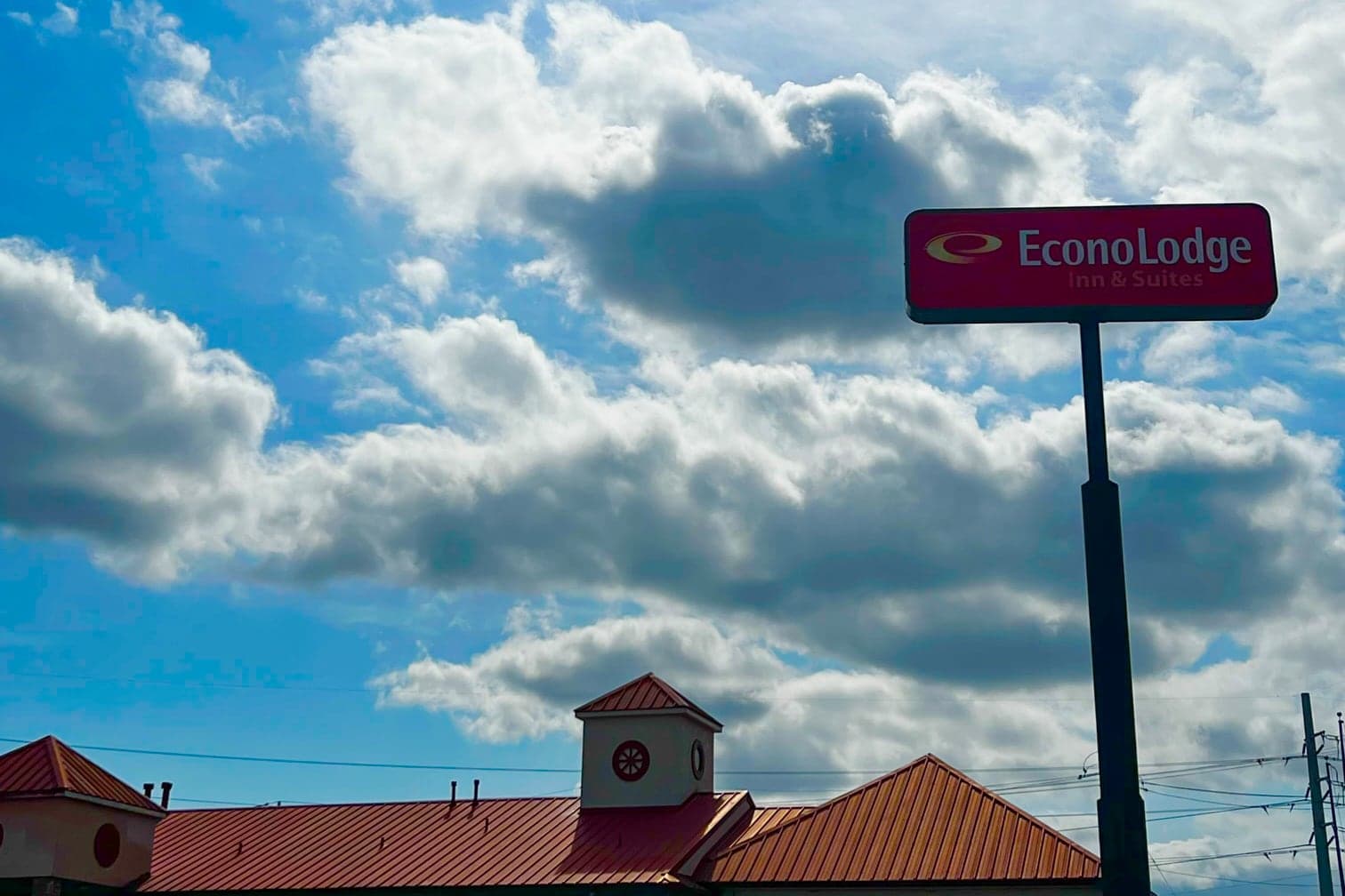 Econo Lodge Inn & Suites Downtown San Antonio