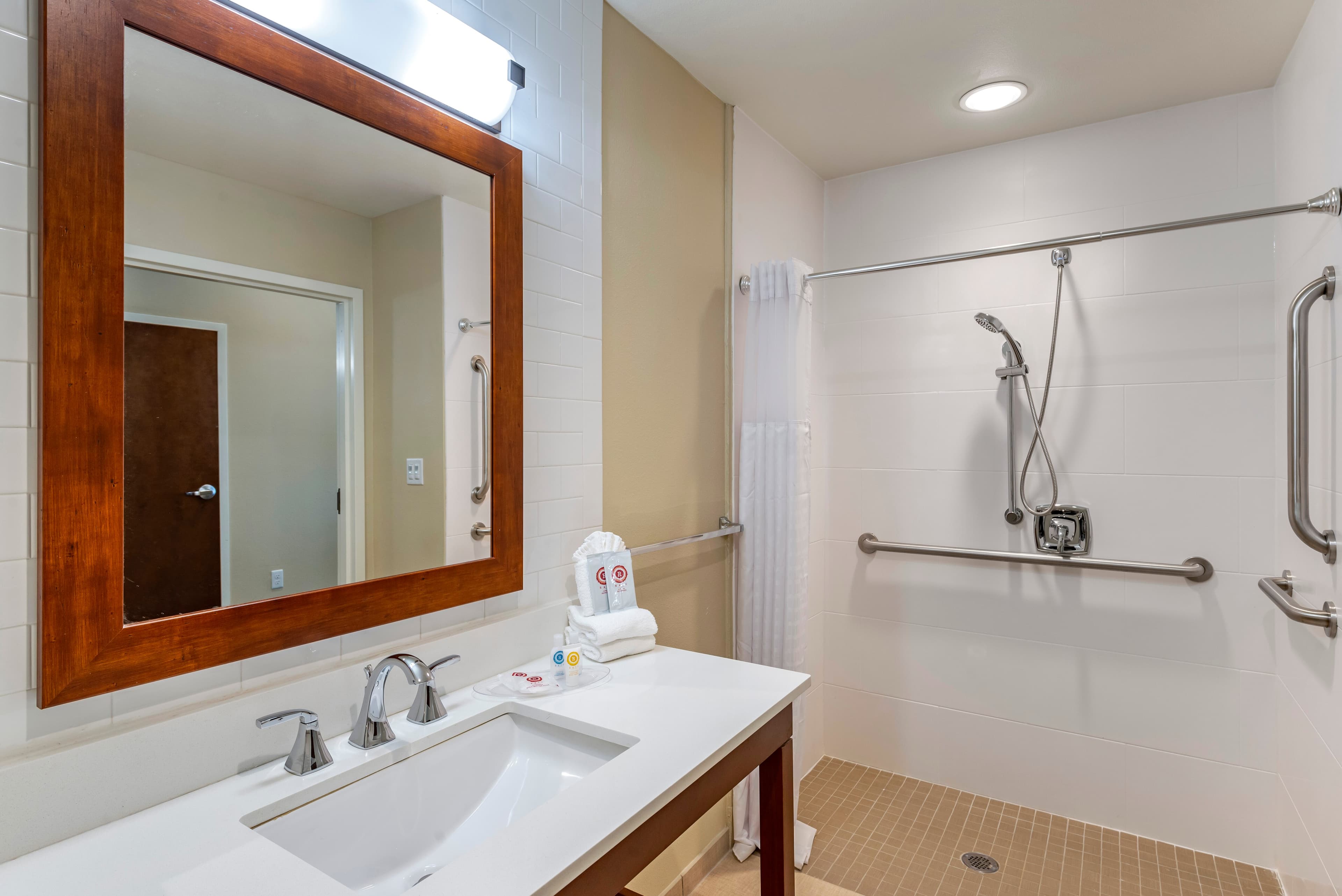 Comfort Suites Midland West - Image 5