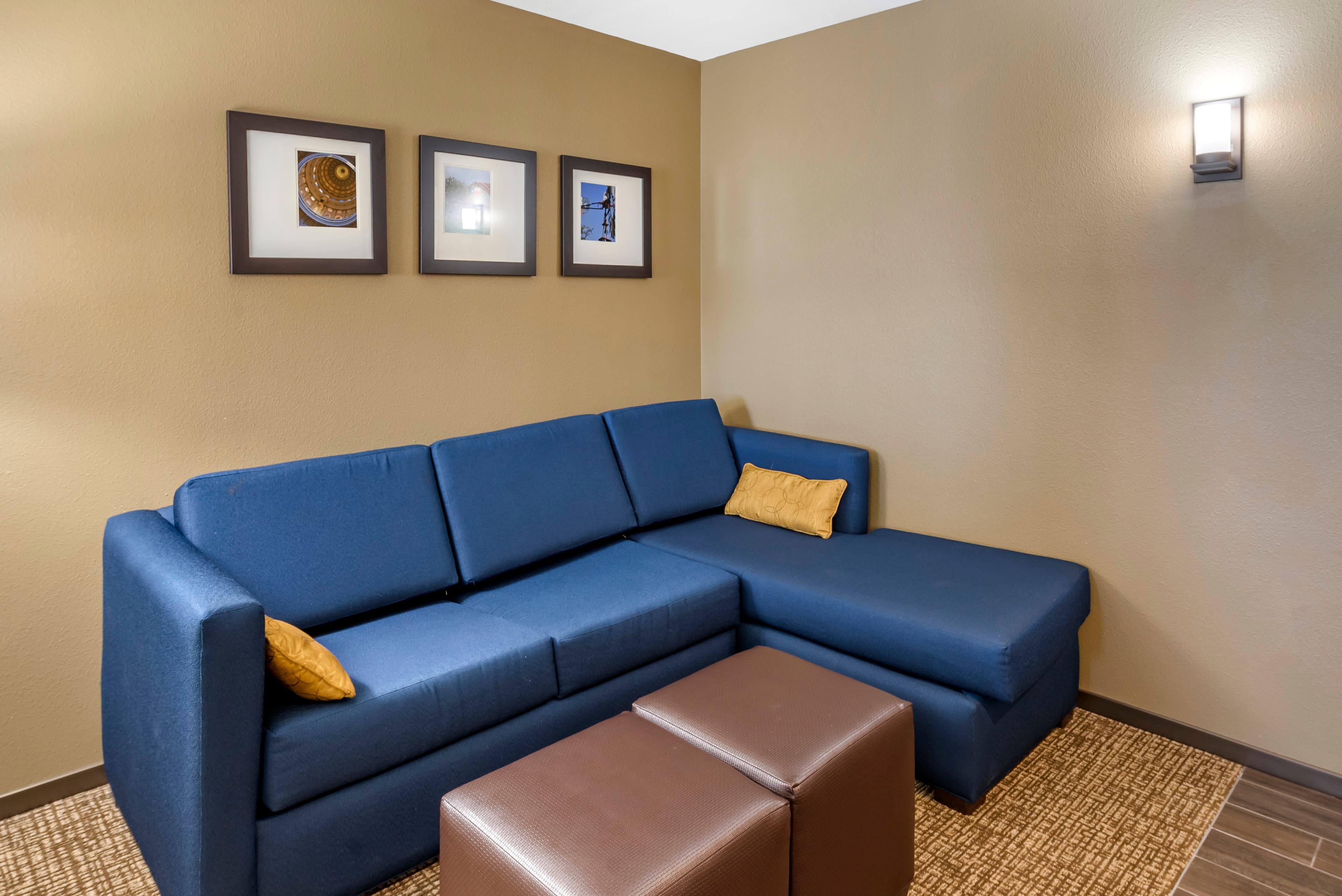 Comfort Suites Midland West — 12