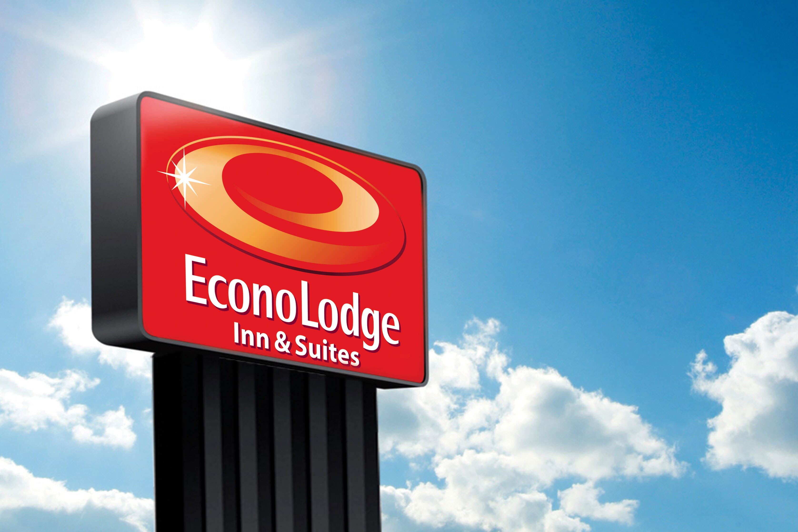 Econo Lodge Inn & Suites Abilene East District - Image 1