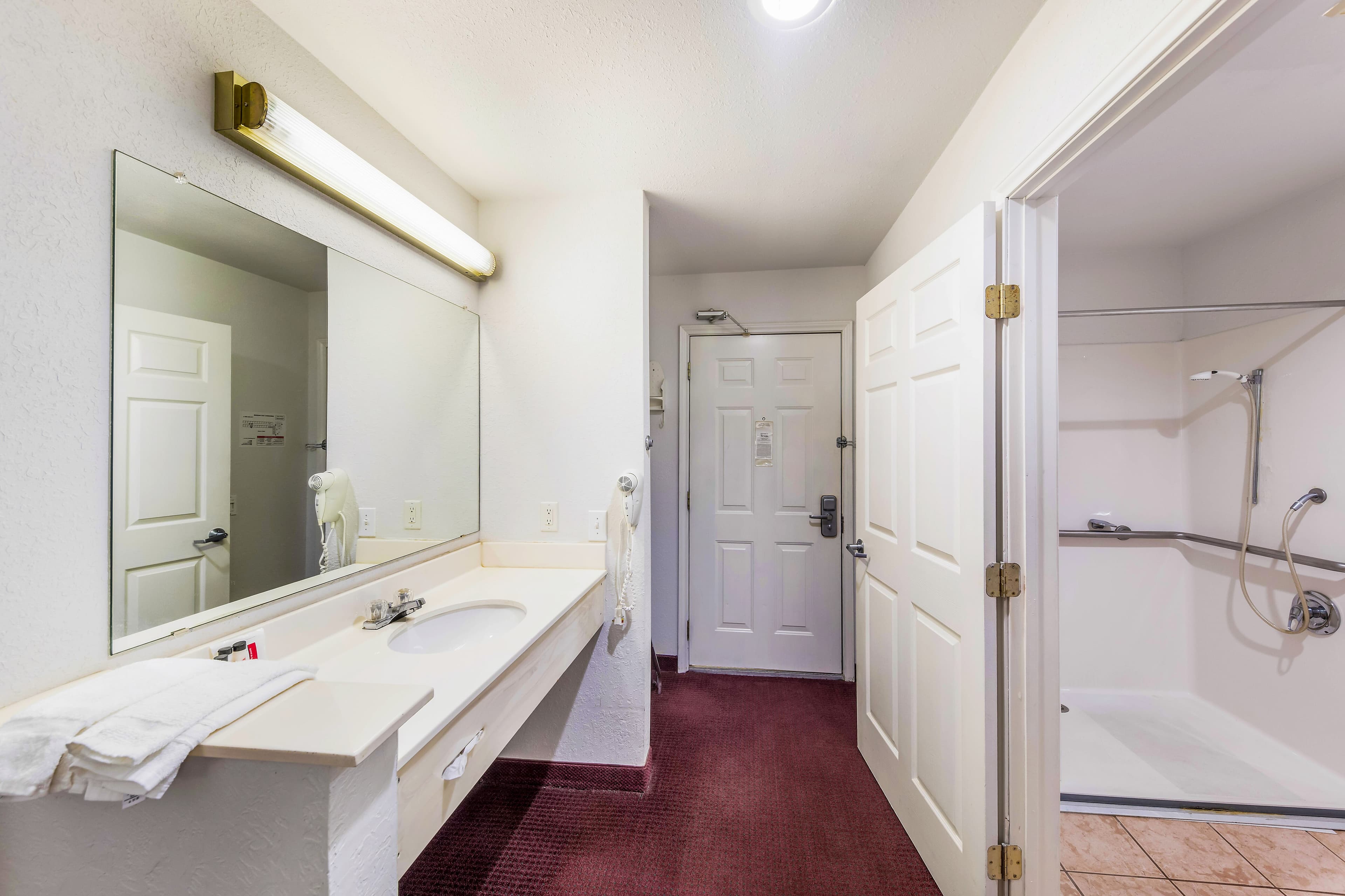 Rodeway Inn Decatur — 16