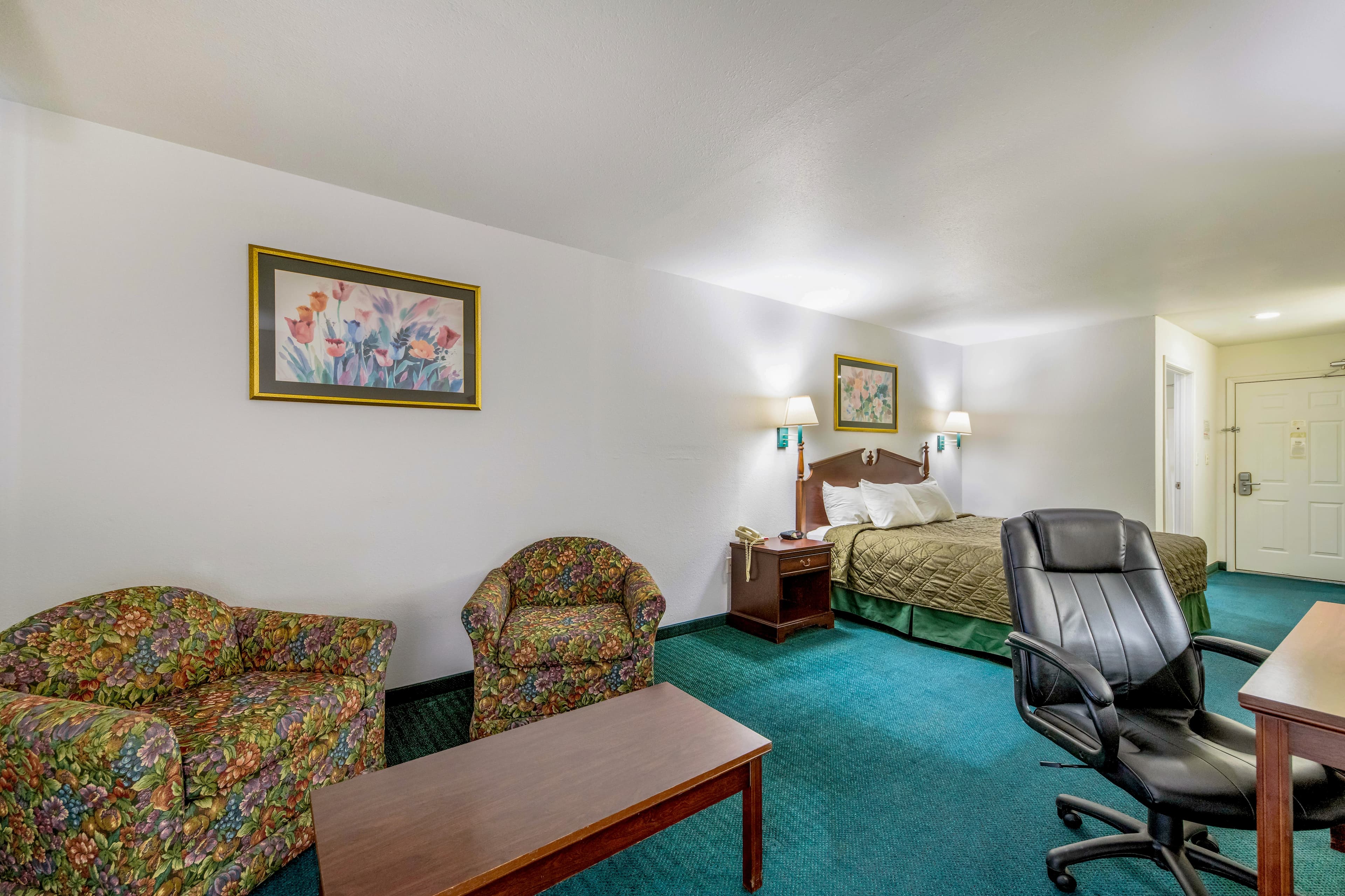 Rodeway Inn Decatur — 8